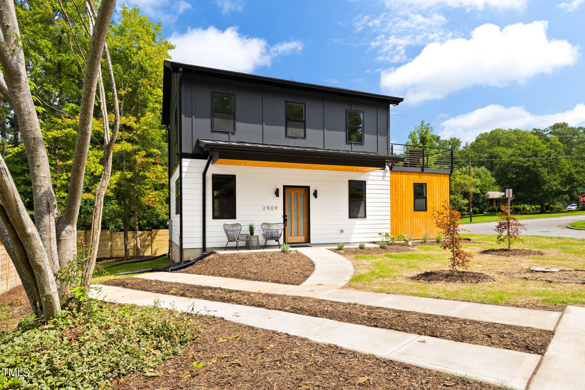 2909 Herring Boulevard