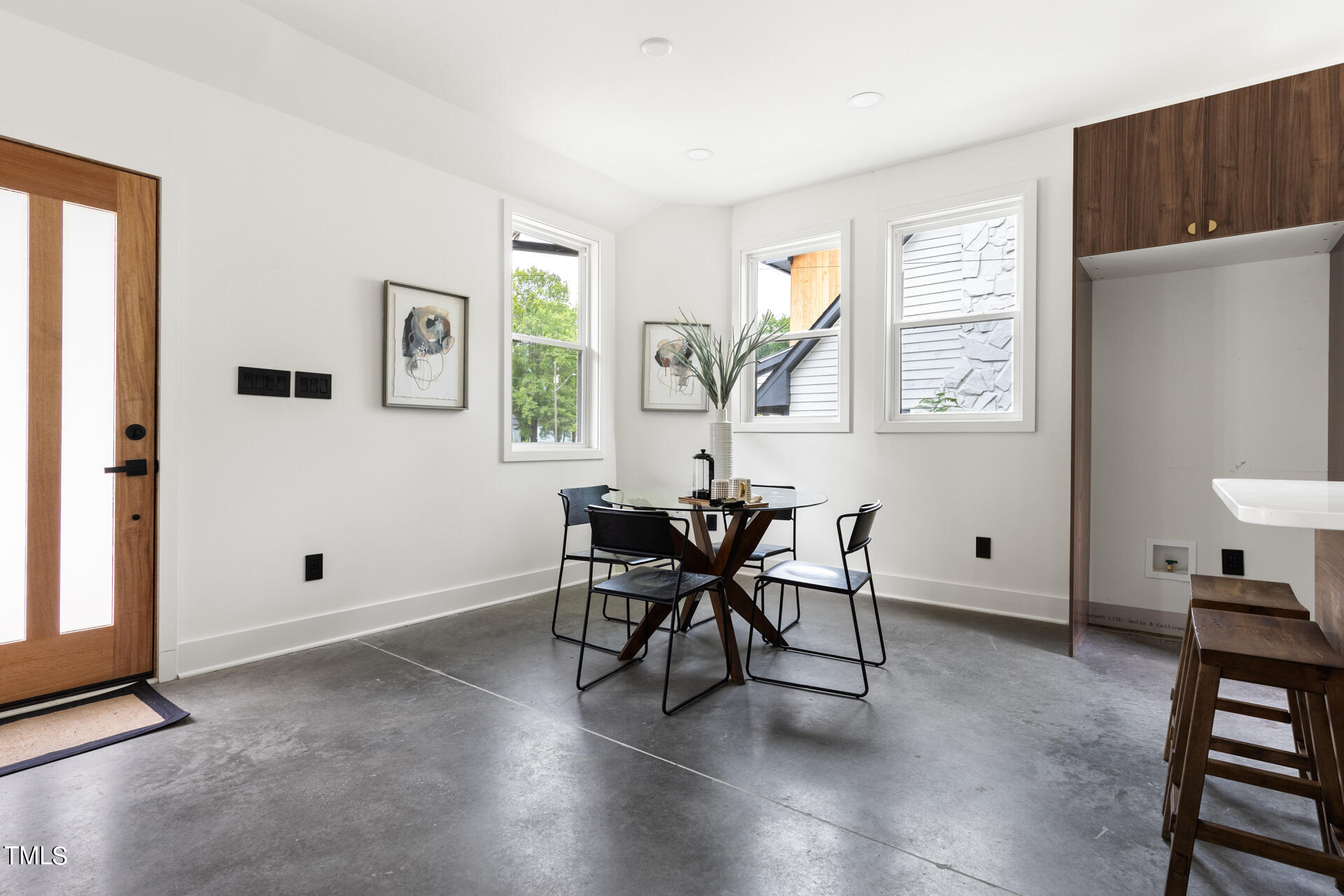 2909 Herring Boulevard