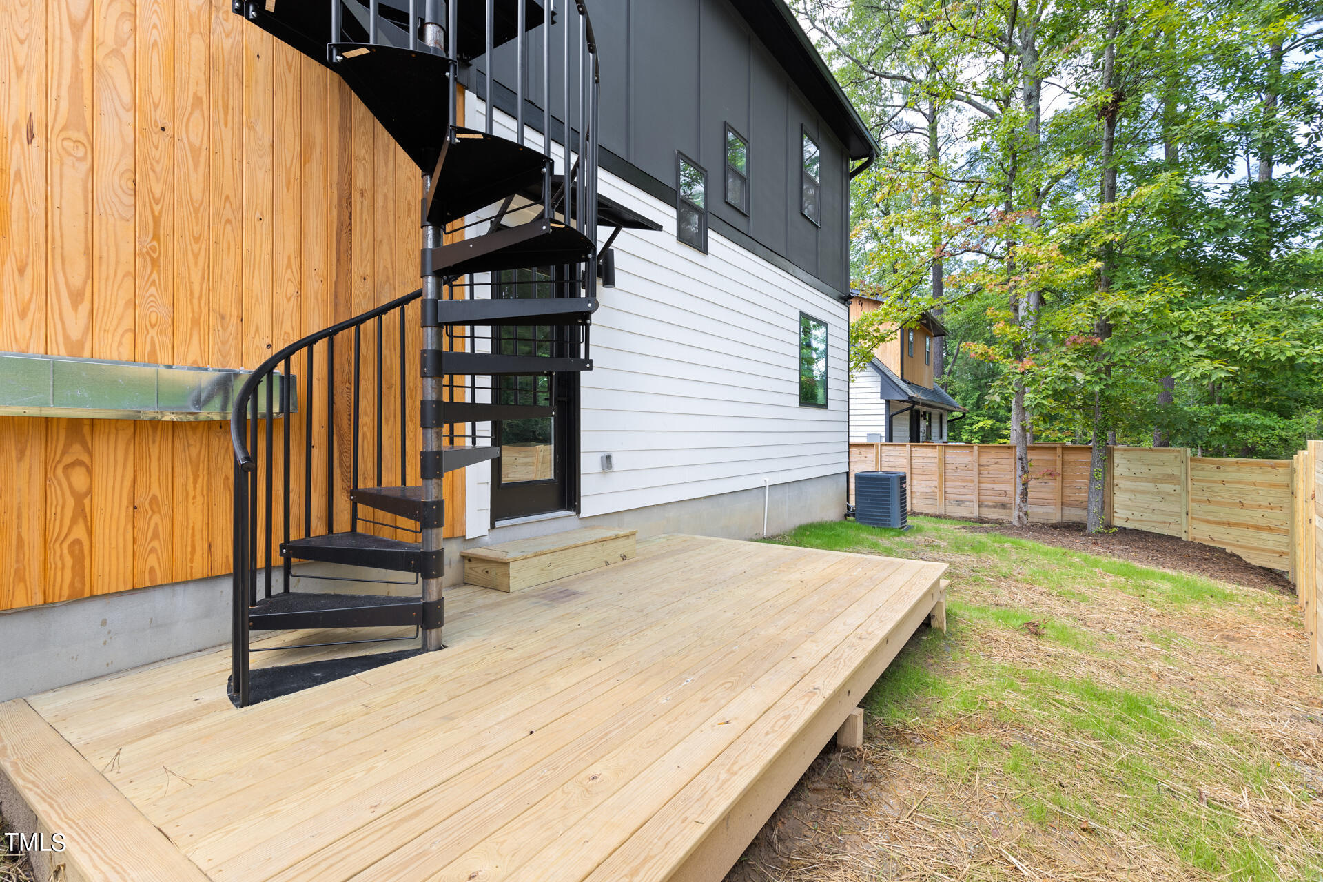 2909 Herring Boulevard