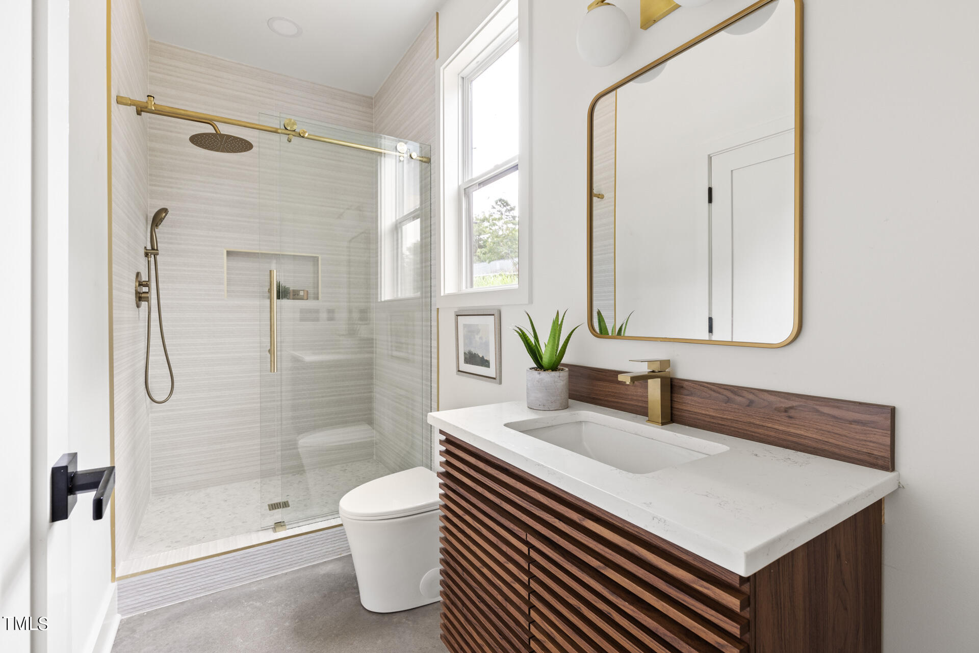 2909 Herring Boulevard