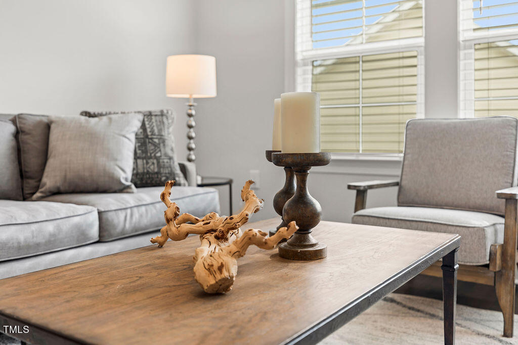 1217 Soaring Silo Way