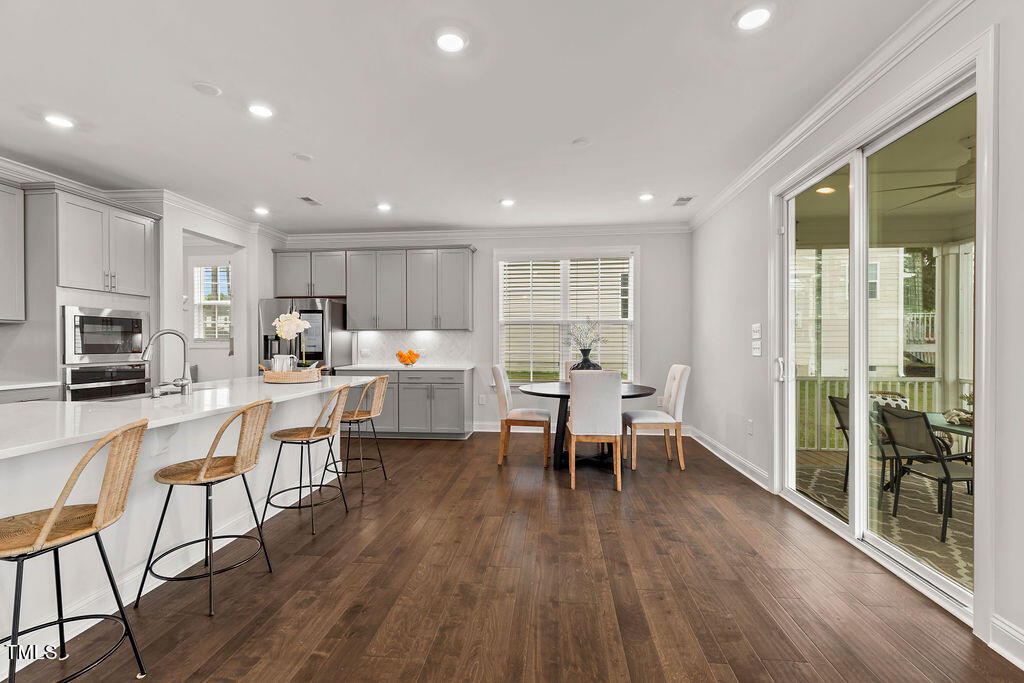 1217 Soaring Silo Way