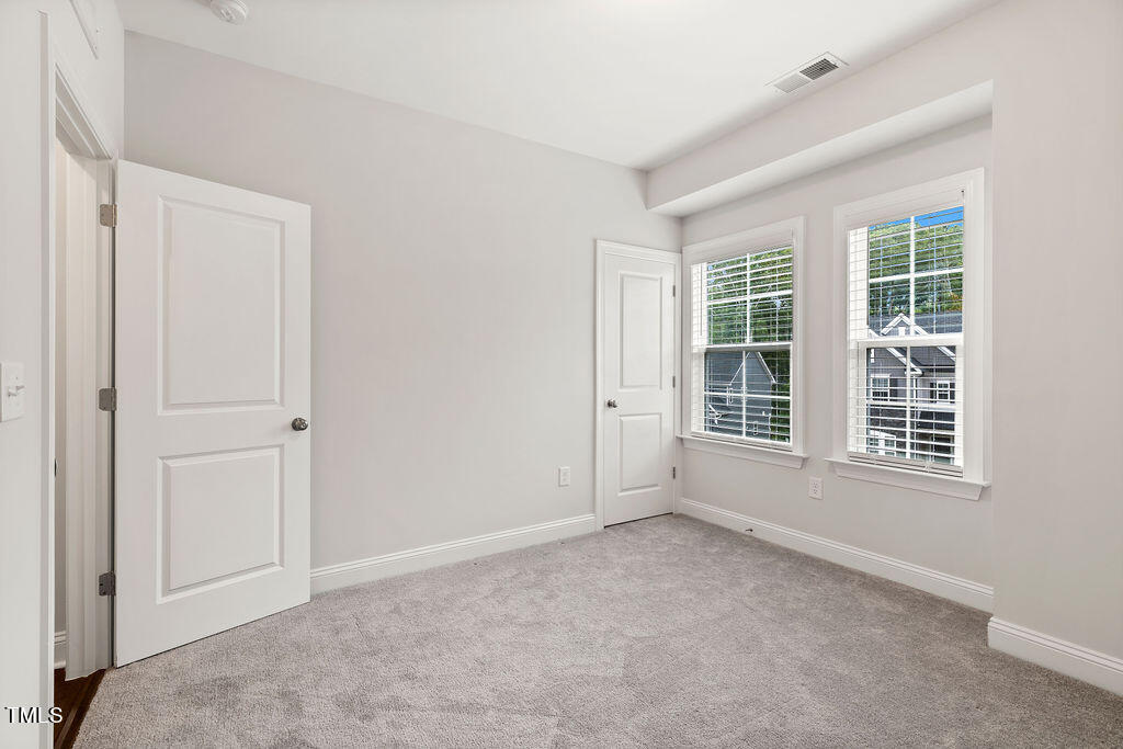 1217 Soaring Silo Way