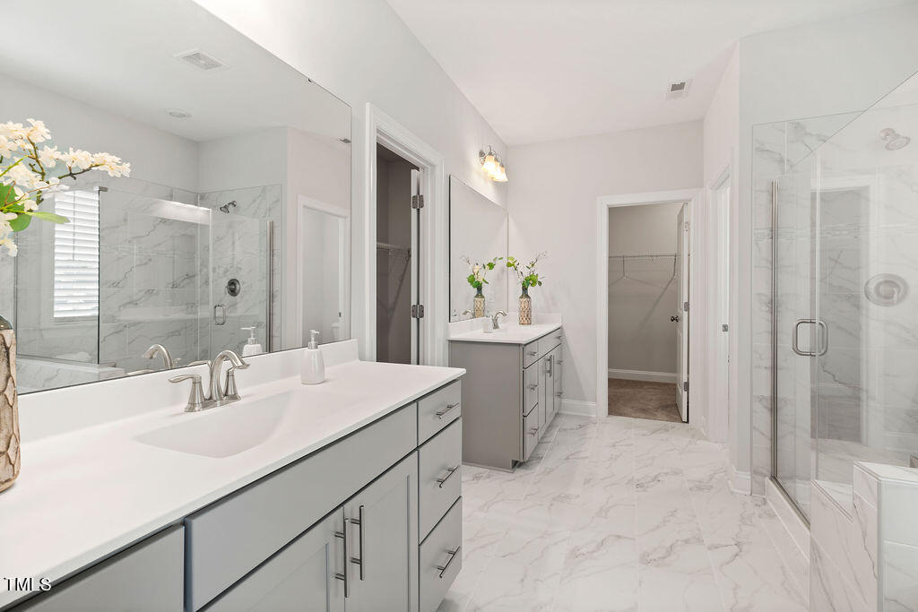 1217 Soaring Silo Way