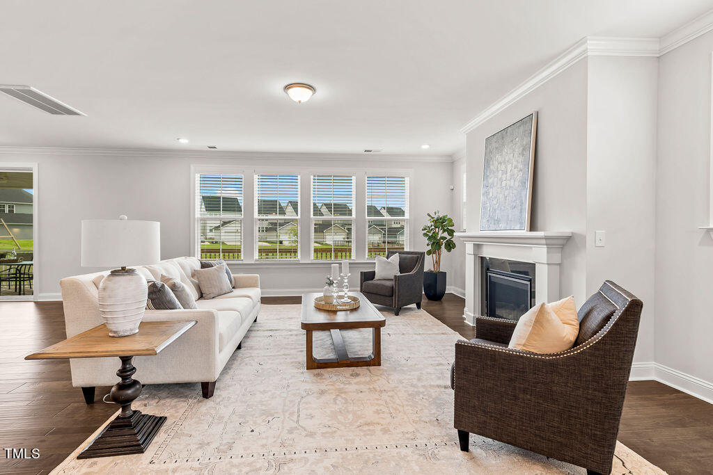 1217 Soaring Silo Way