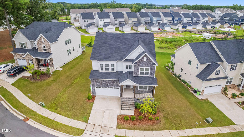 1217 Soaring Silo Way