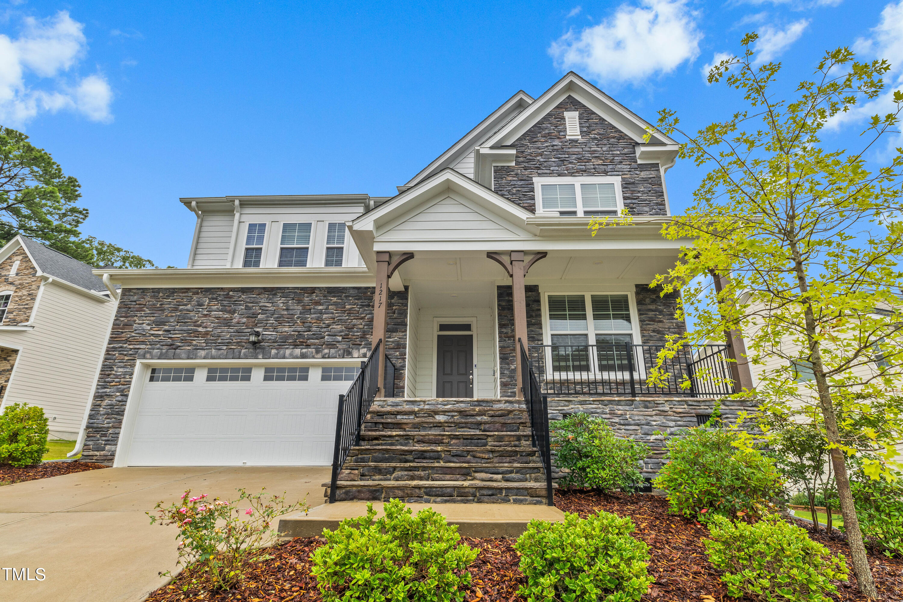 1217 Soaring Silo Way