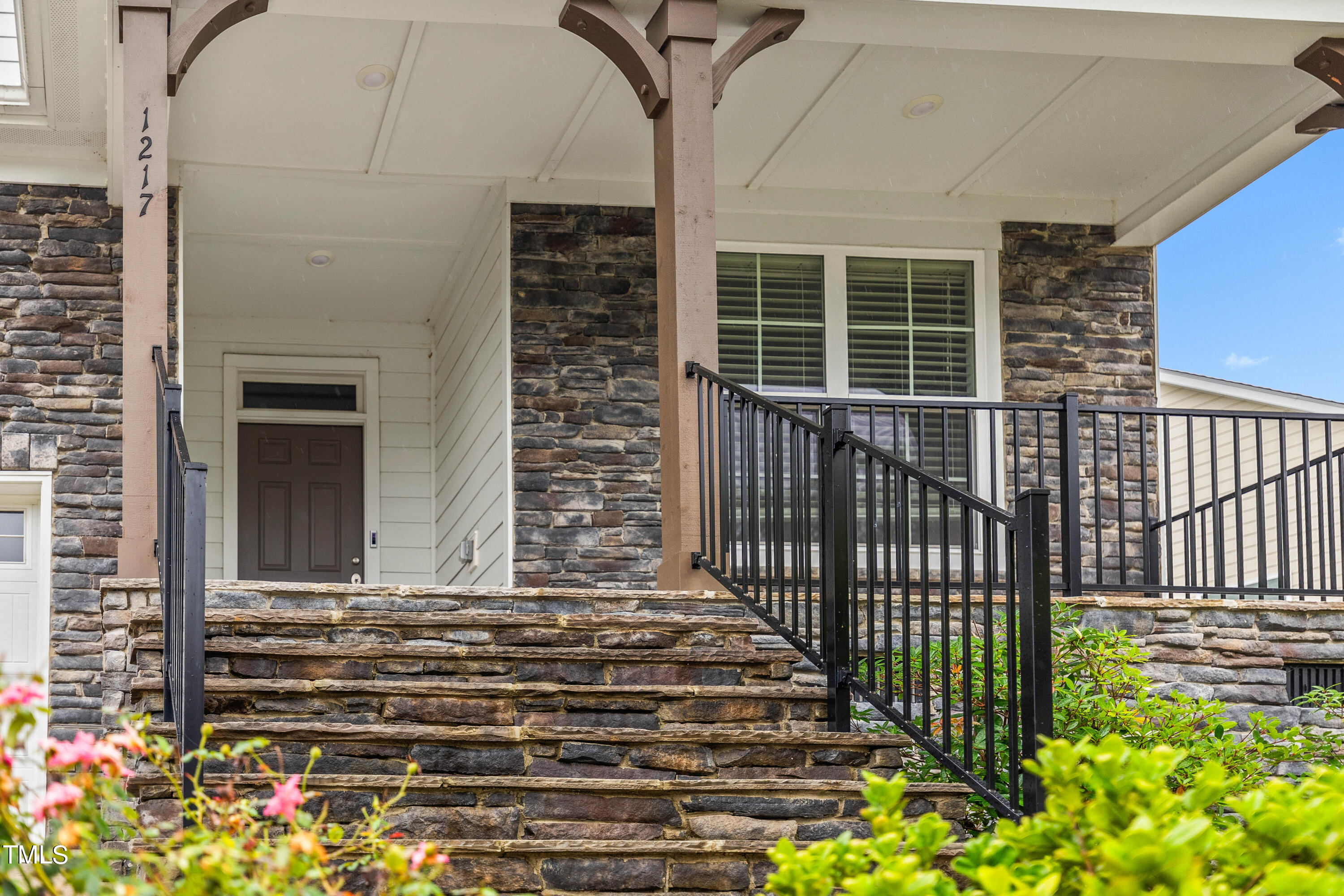 1217 Soaring Silo Way