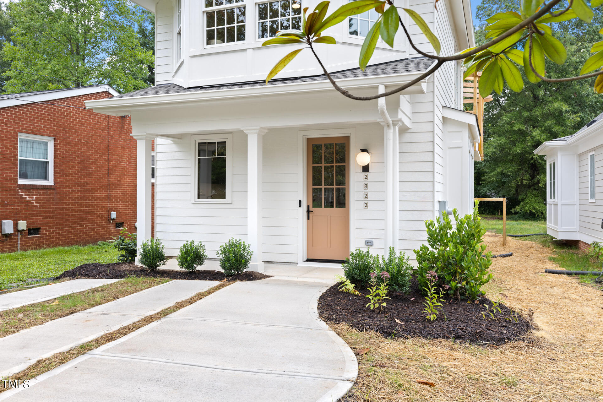 2822 Cascadilla Street