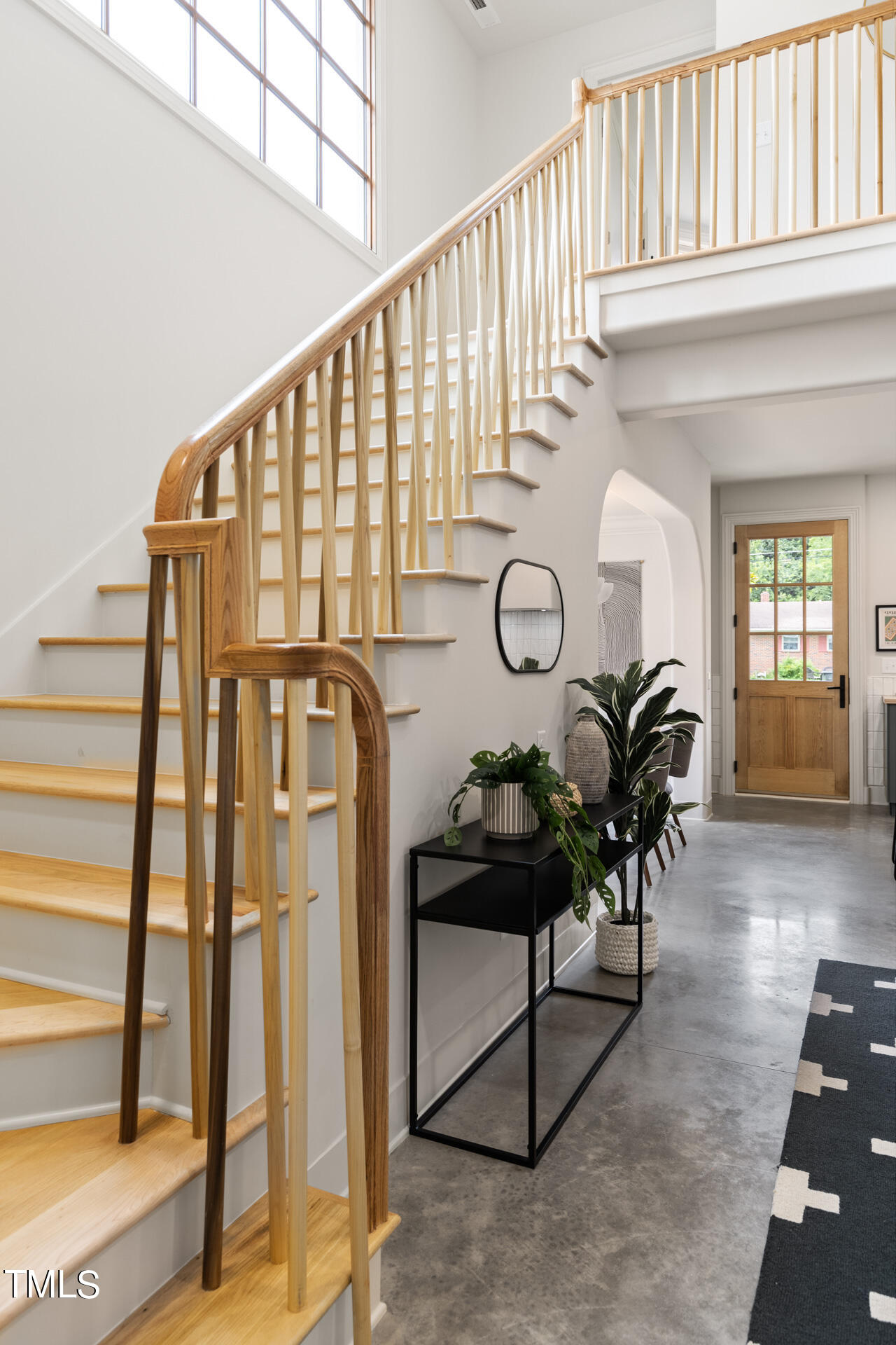 2822 Cascadilla Street