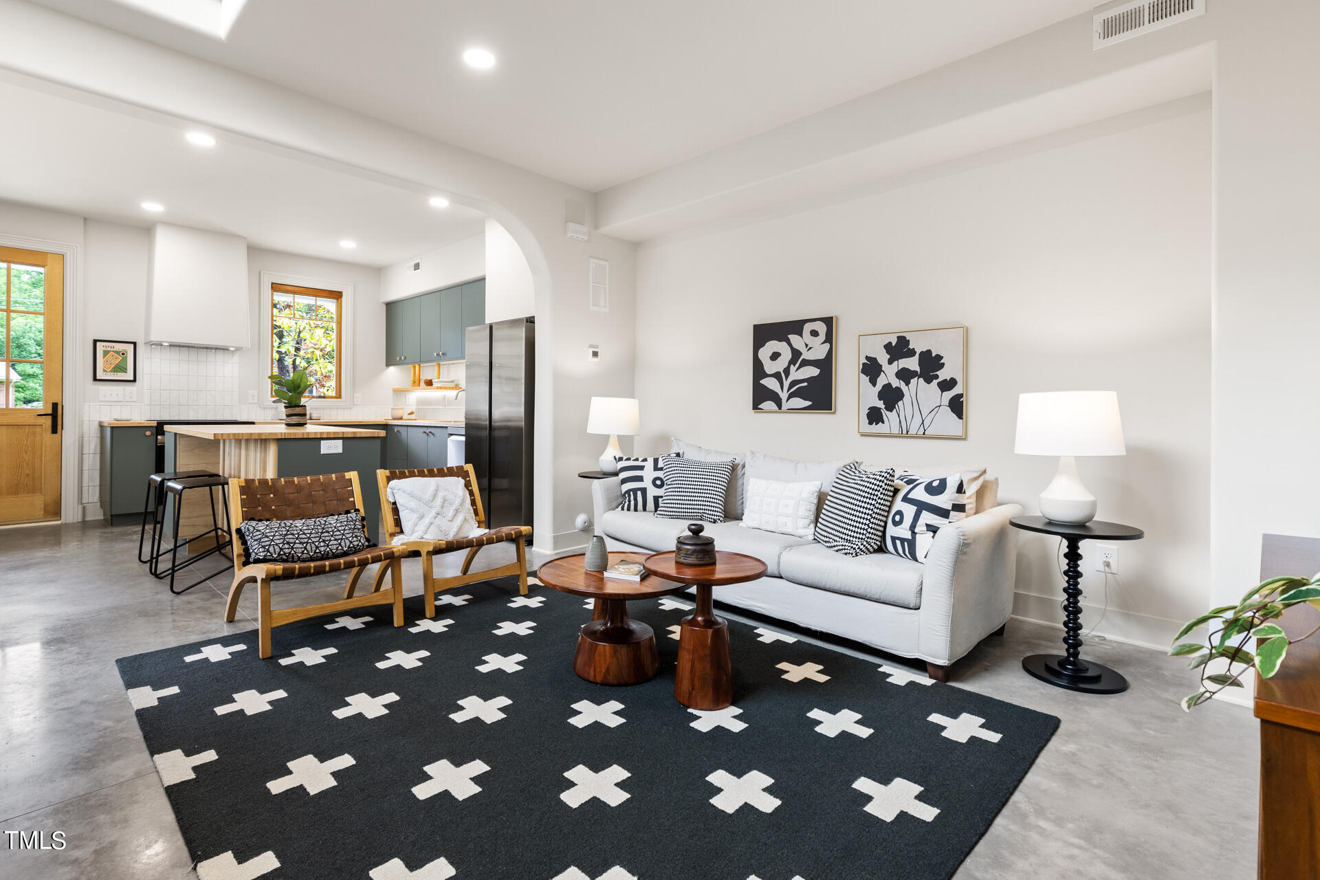 2822 Cascadilla Street