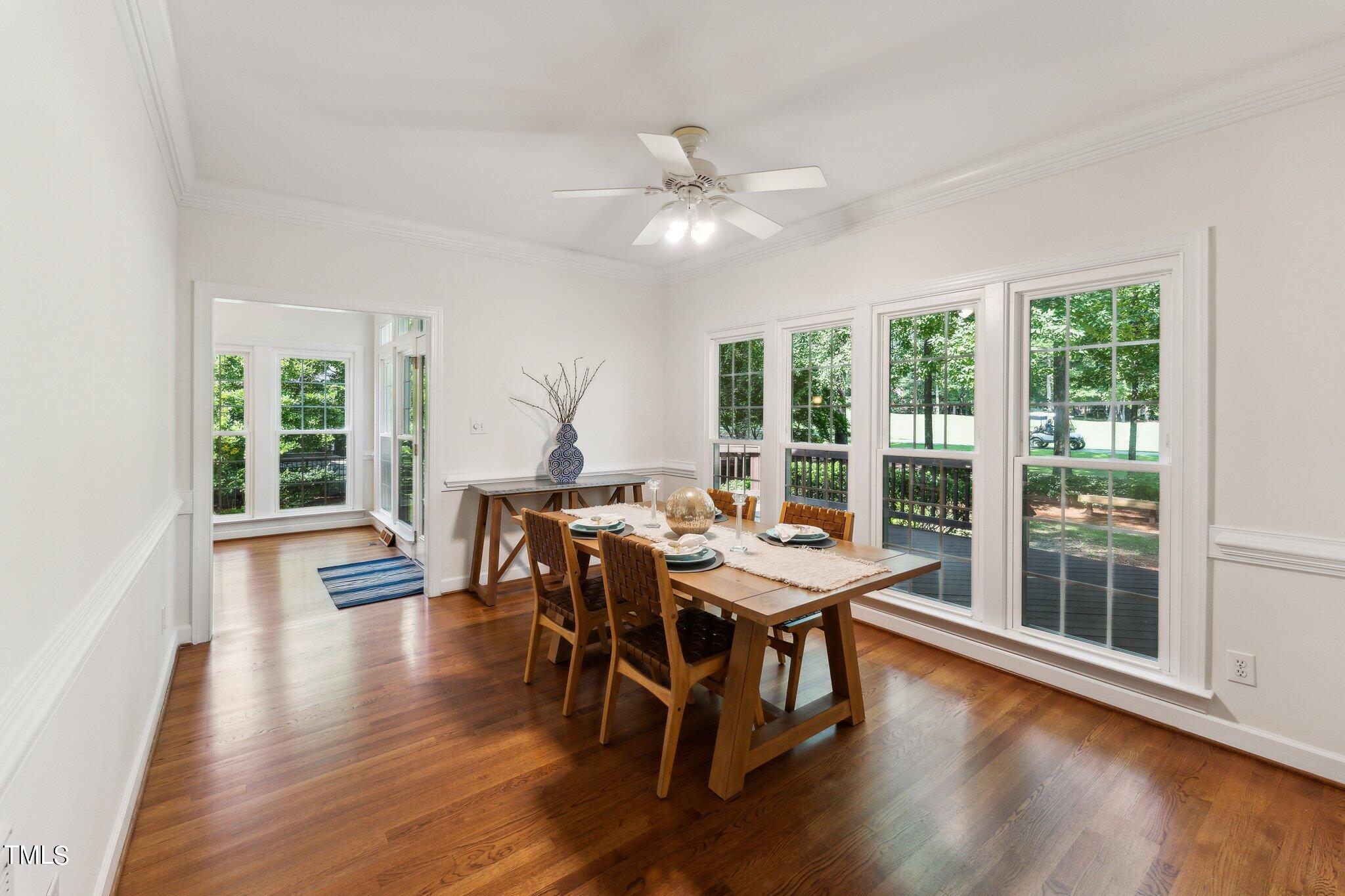 105 E Clarksville Court