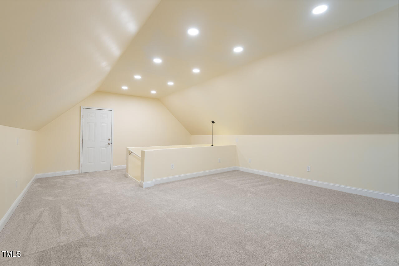 5 Kings Grant Court