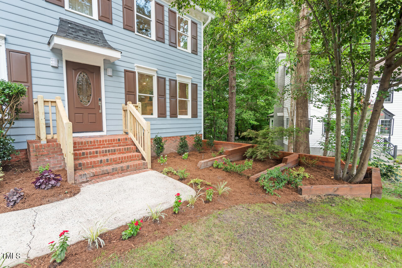 5 Kings Grant Court