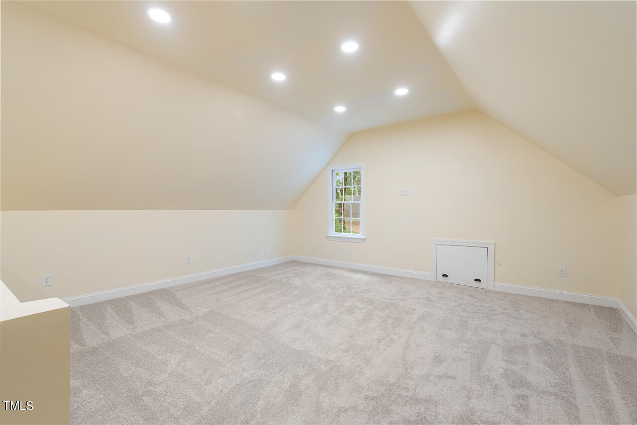 5 Kings Grant Court