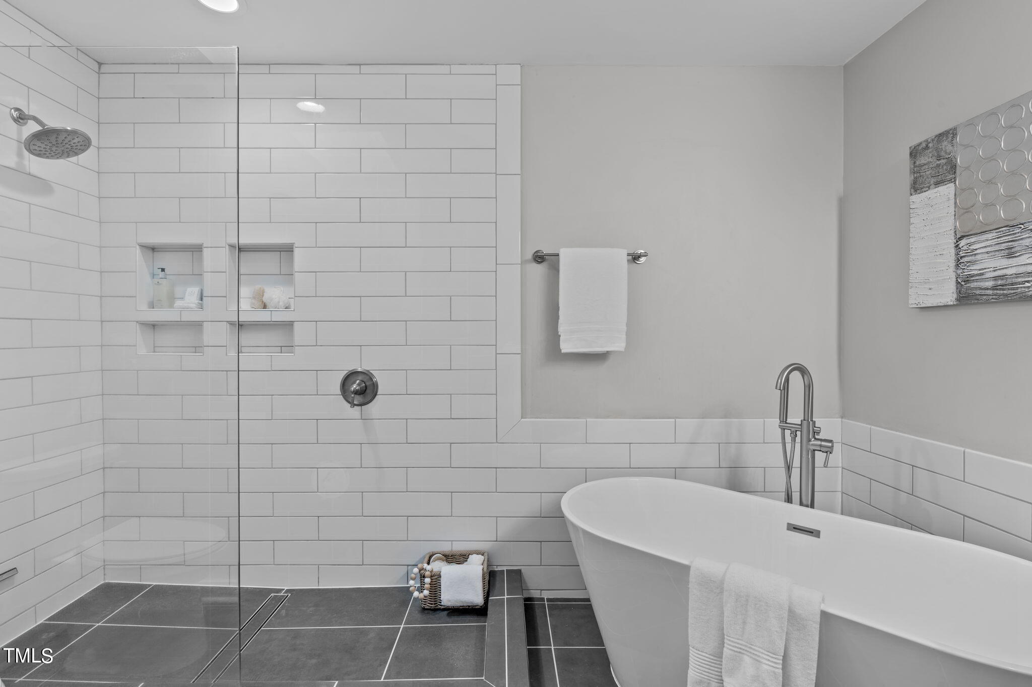 5125 Lansdowne Drive