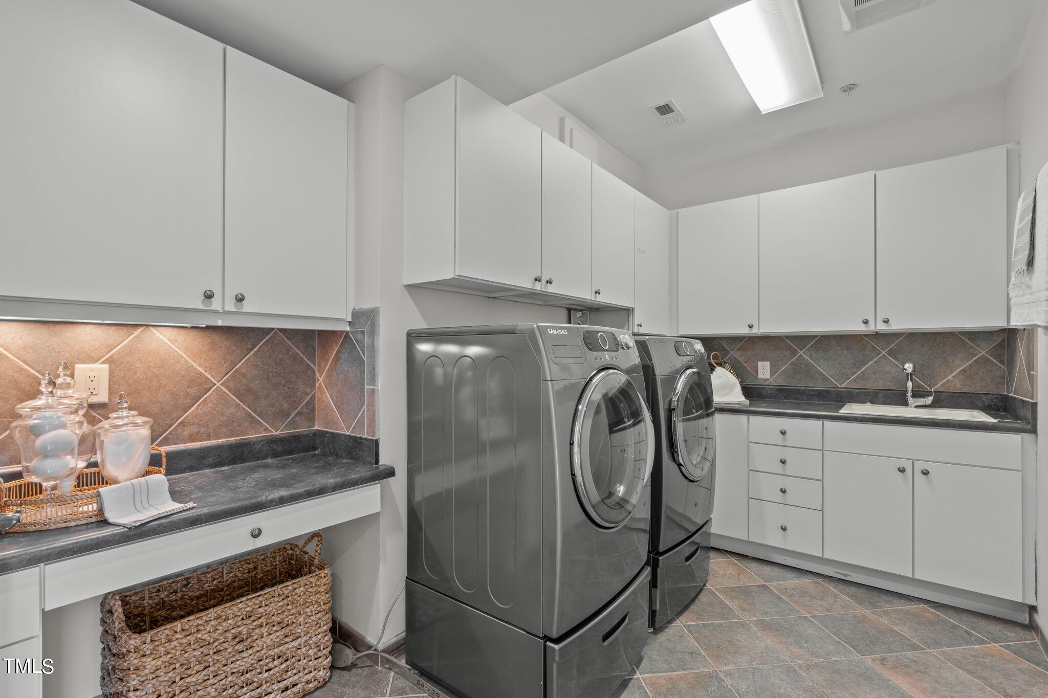 308 Circle Park Place