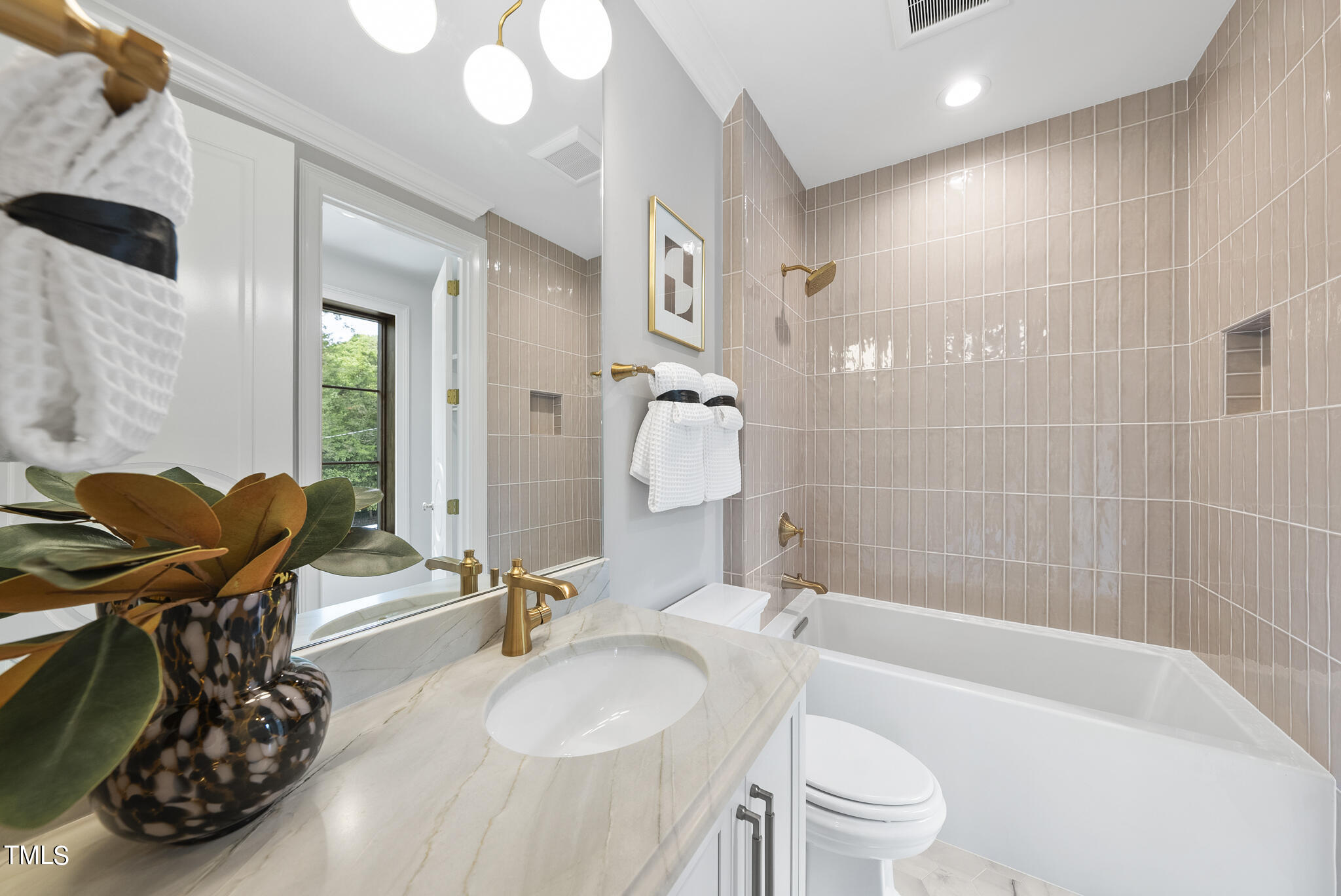 1421 Bivins Street Street