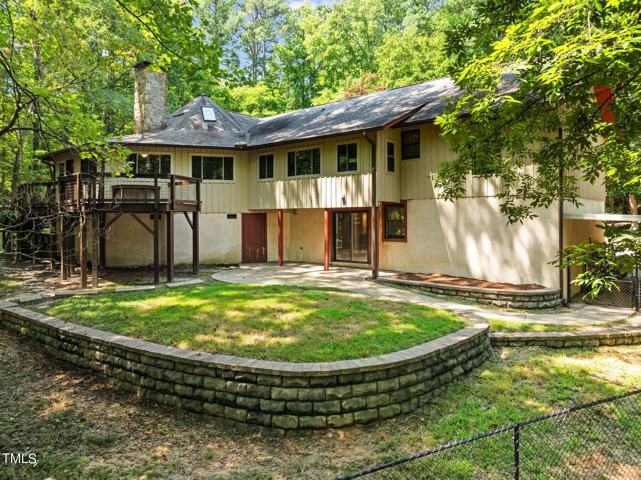 1421 Flying Hawk Road