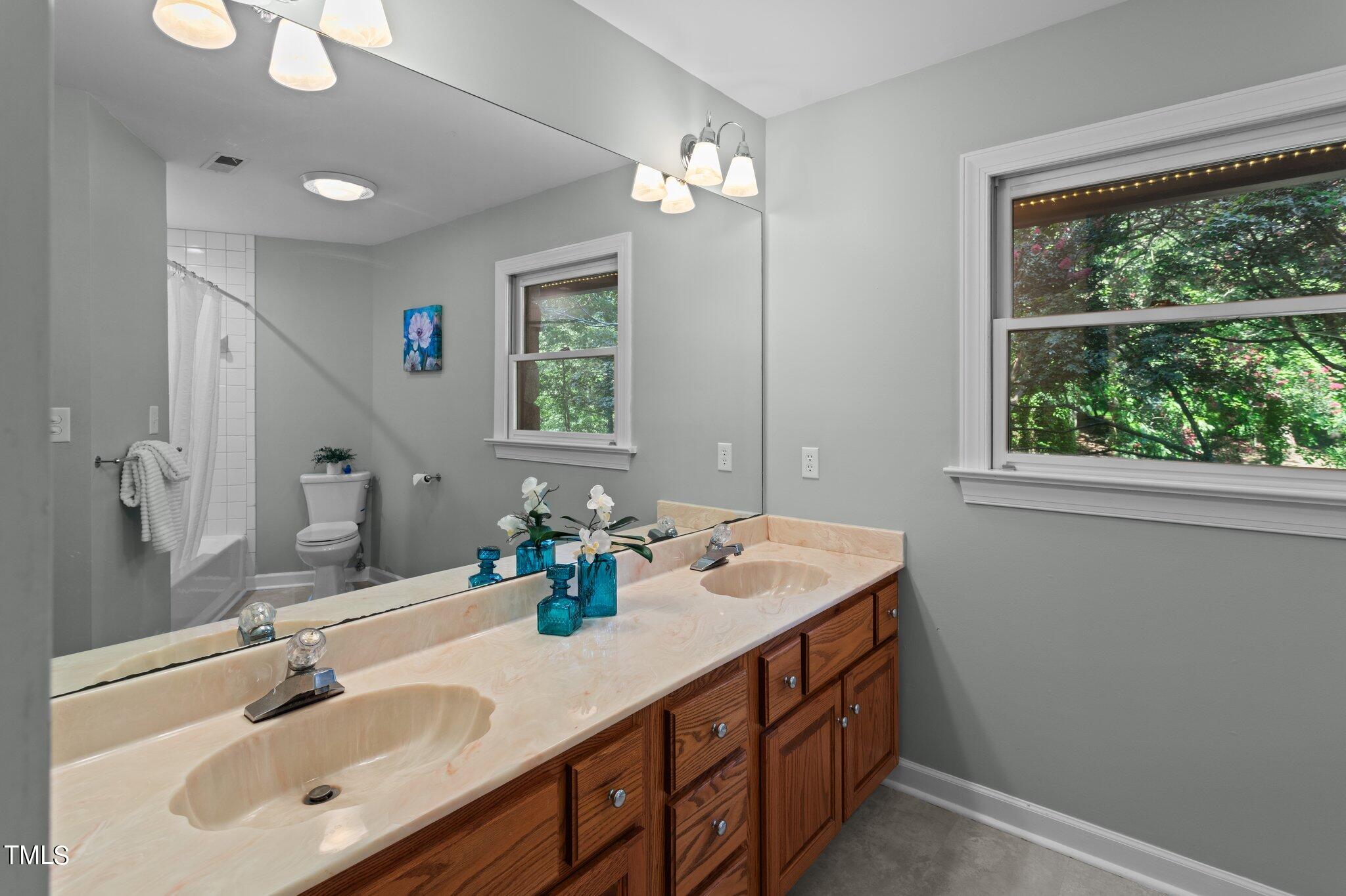 1421 Flying Hawk Road