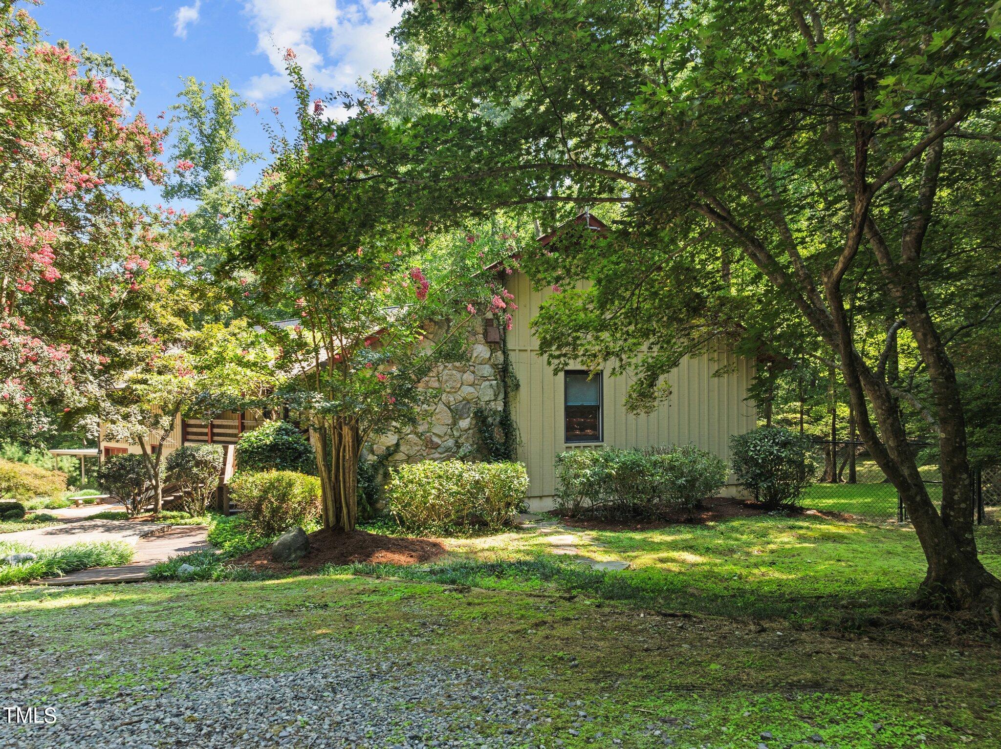 1421 Flying Hawk Road