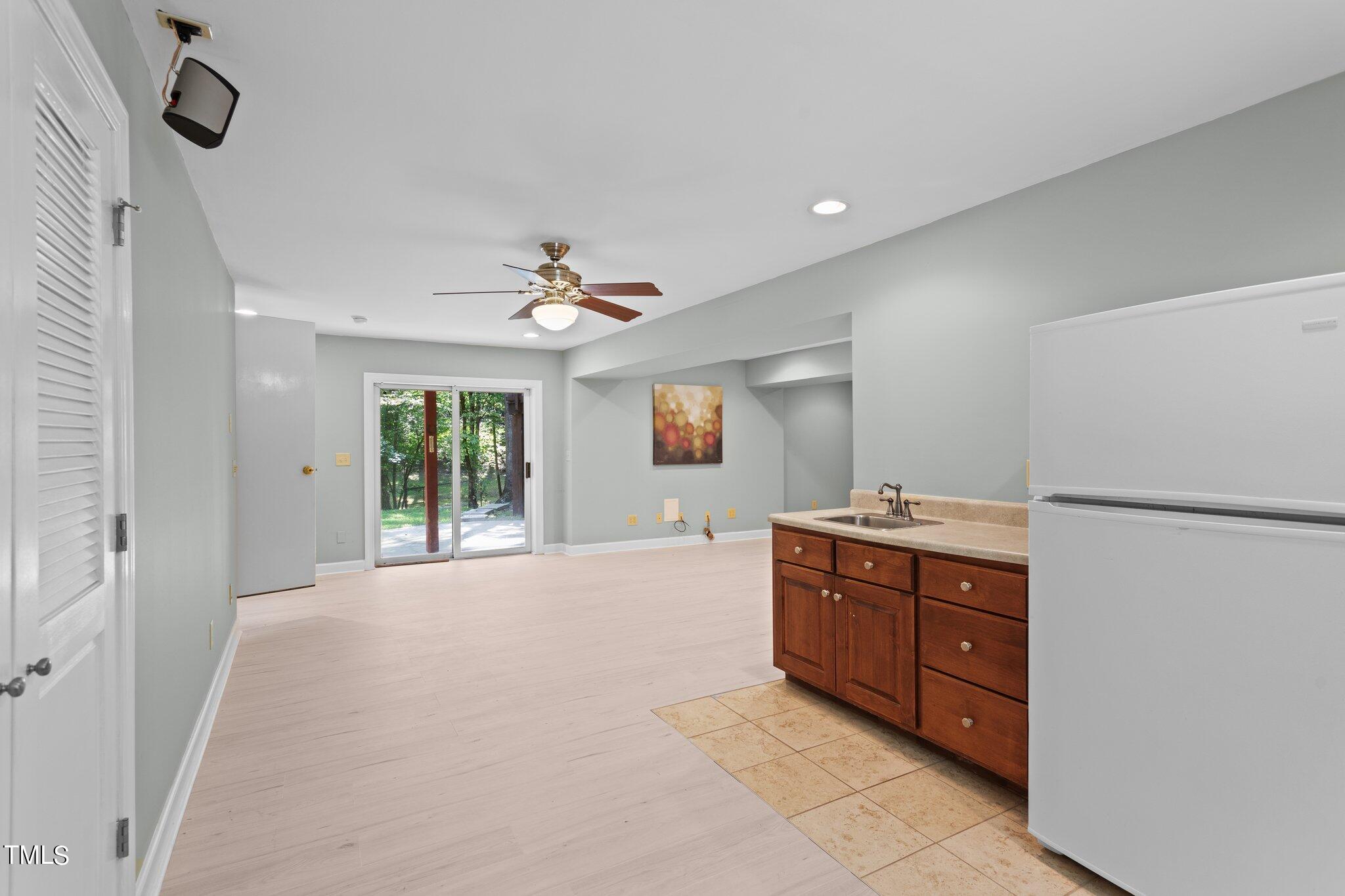 1421 Flying Hawk Road