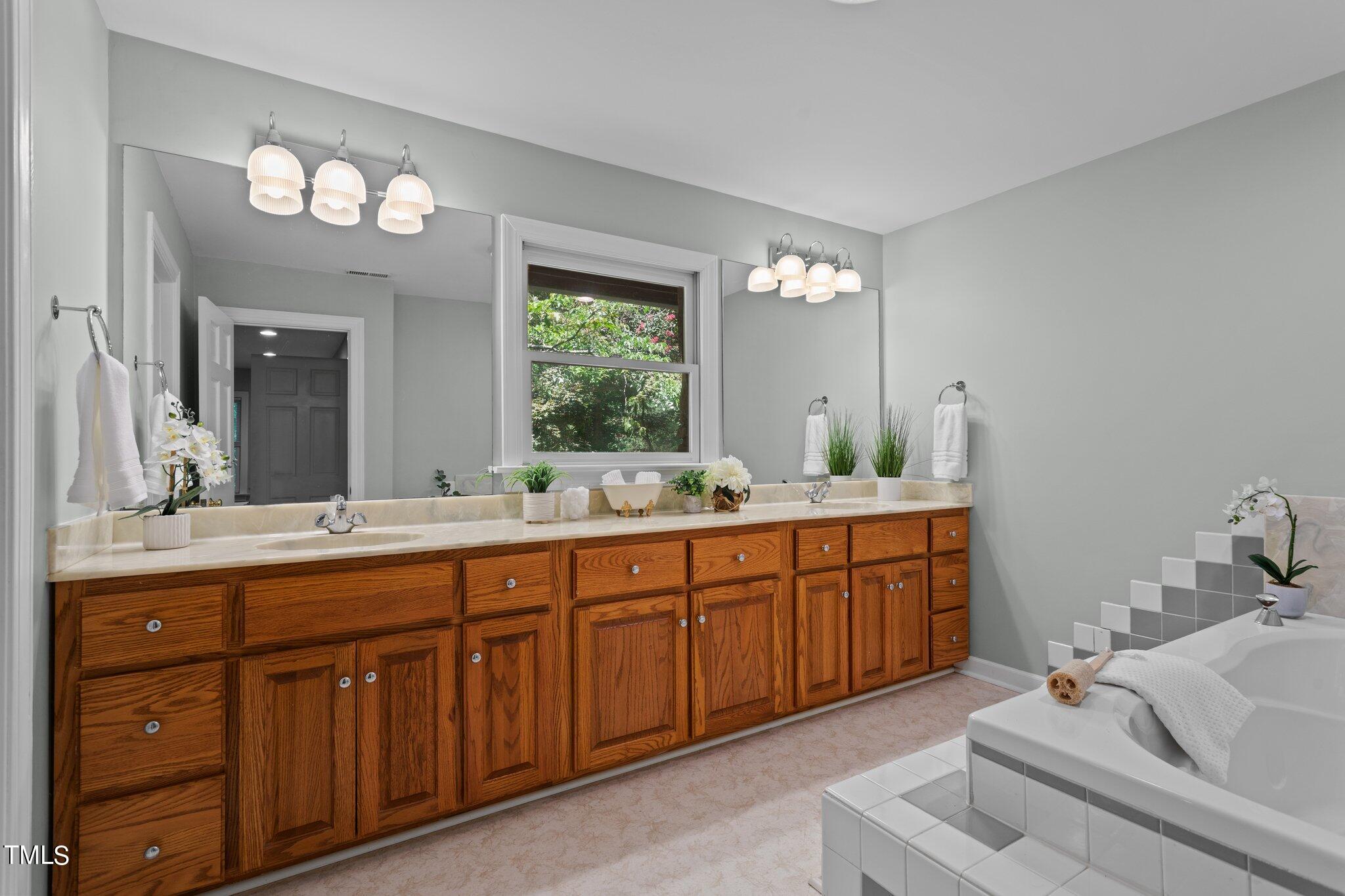 1421 Flying Hawk Road