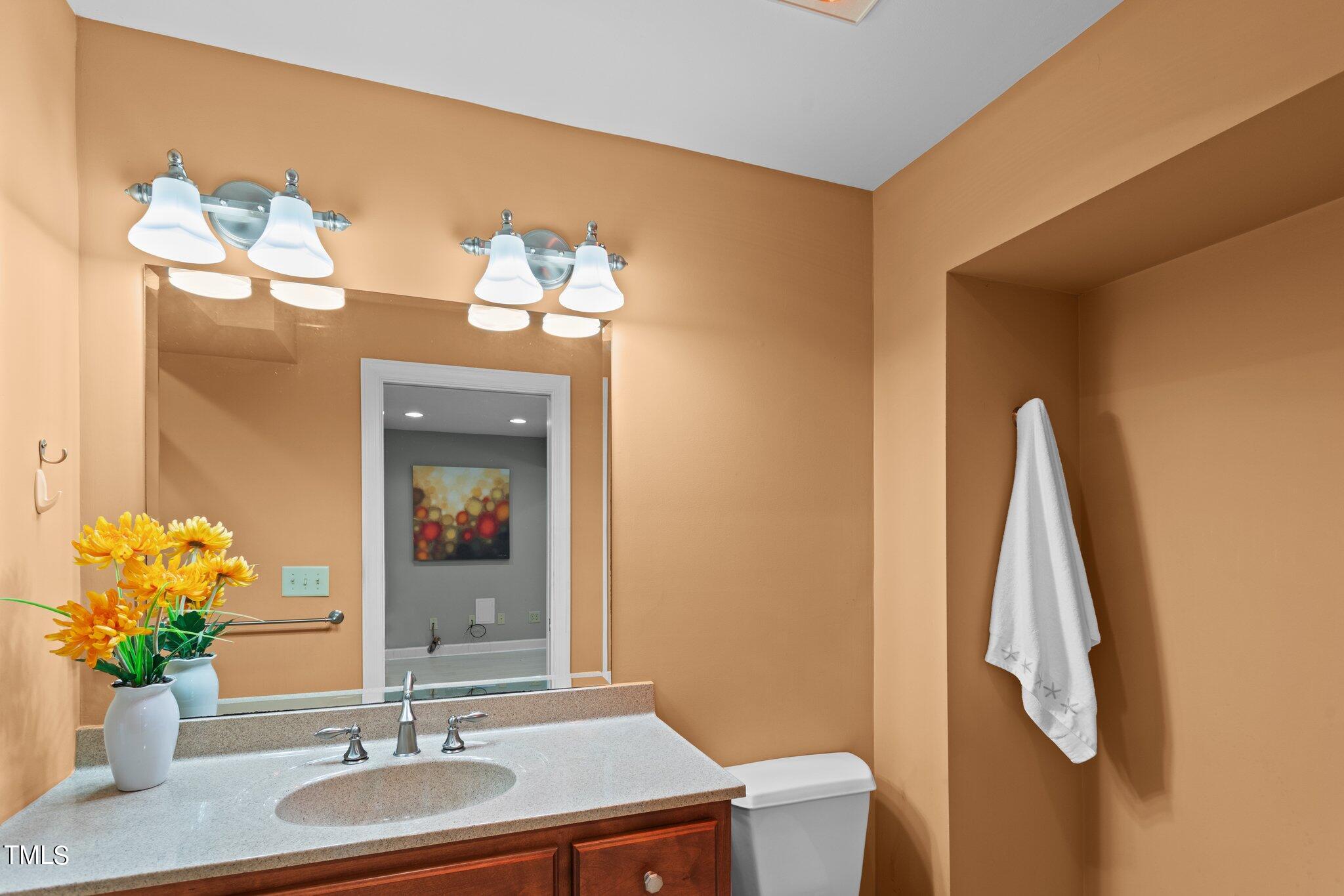 1421 Flying Hawk Road