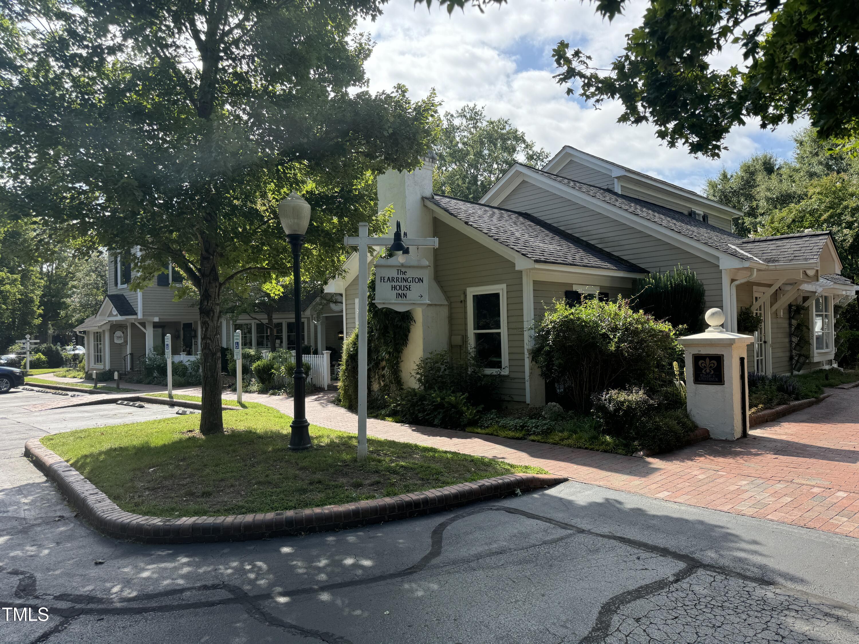 1365 Bradford Place