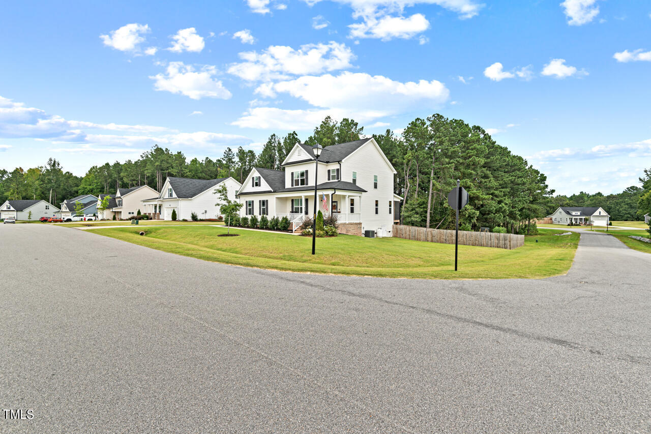 109 E Goodwin Chase Lane