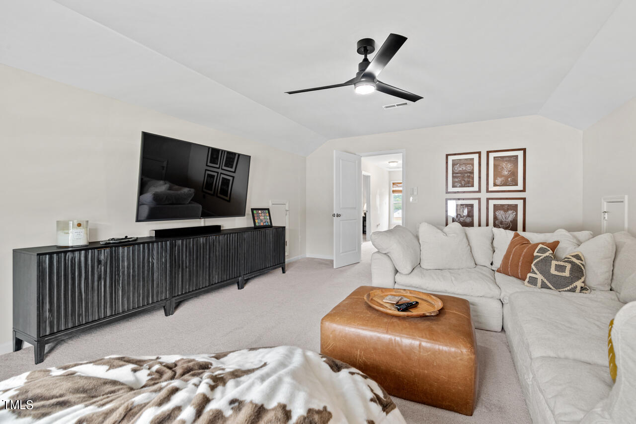 109 E Goodwin Chase Lane