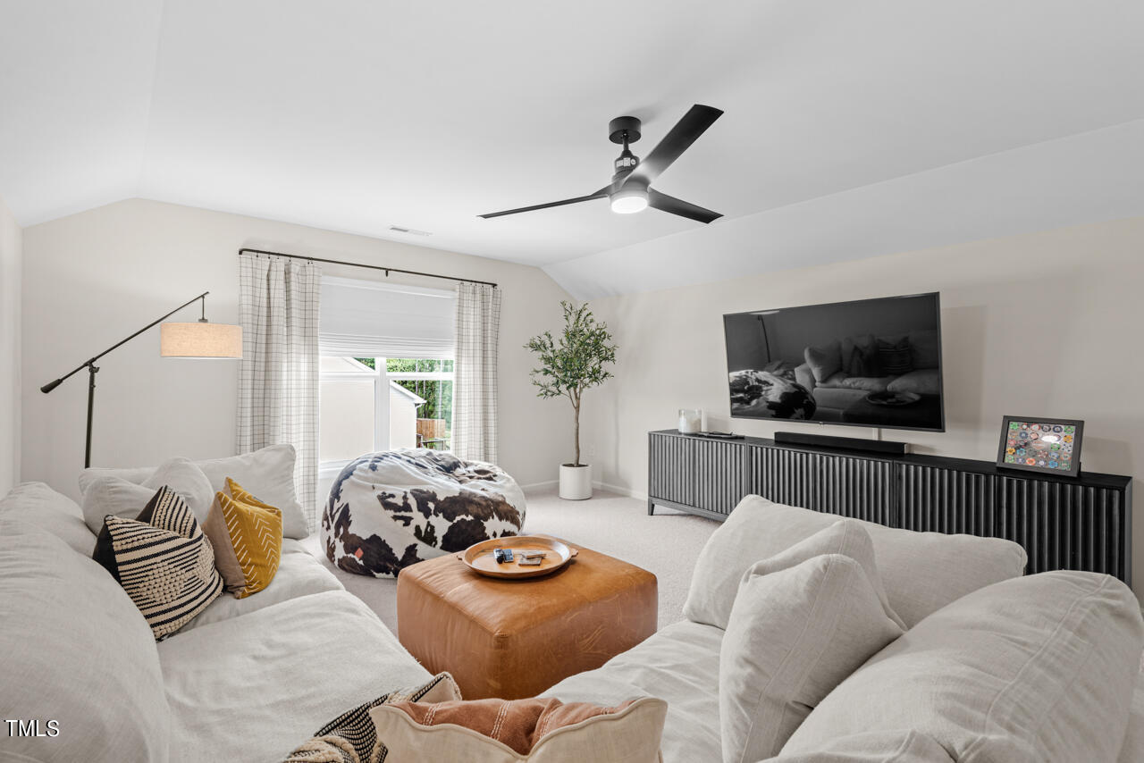 109 E Goodwin Chase Lane