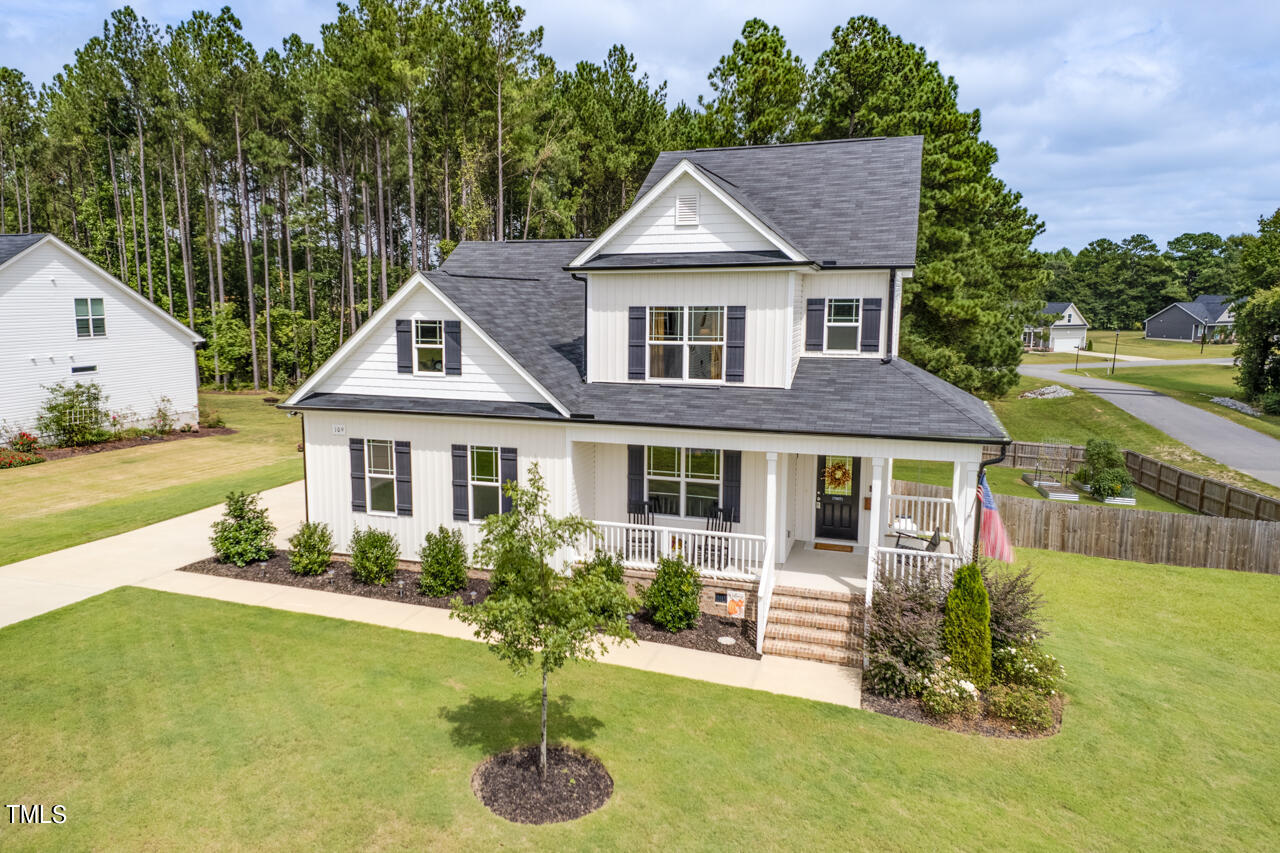 109 E Goodwin Chase Lane