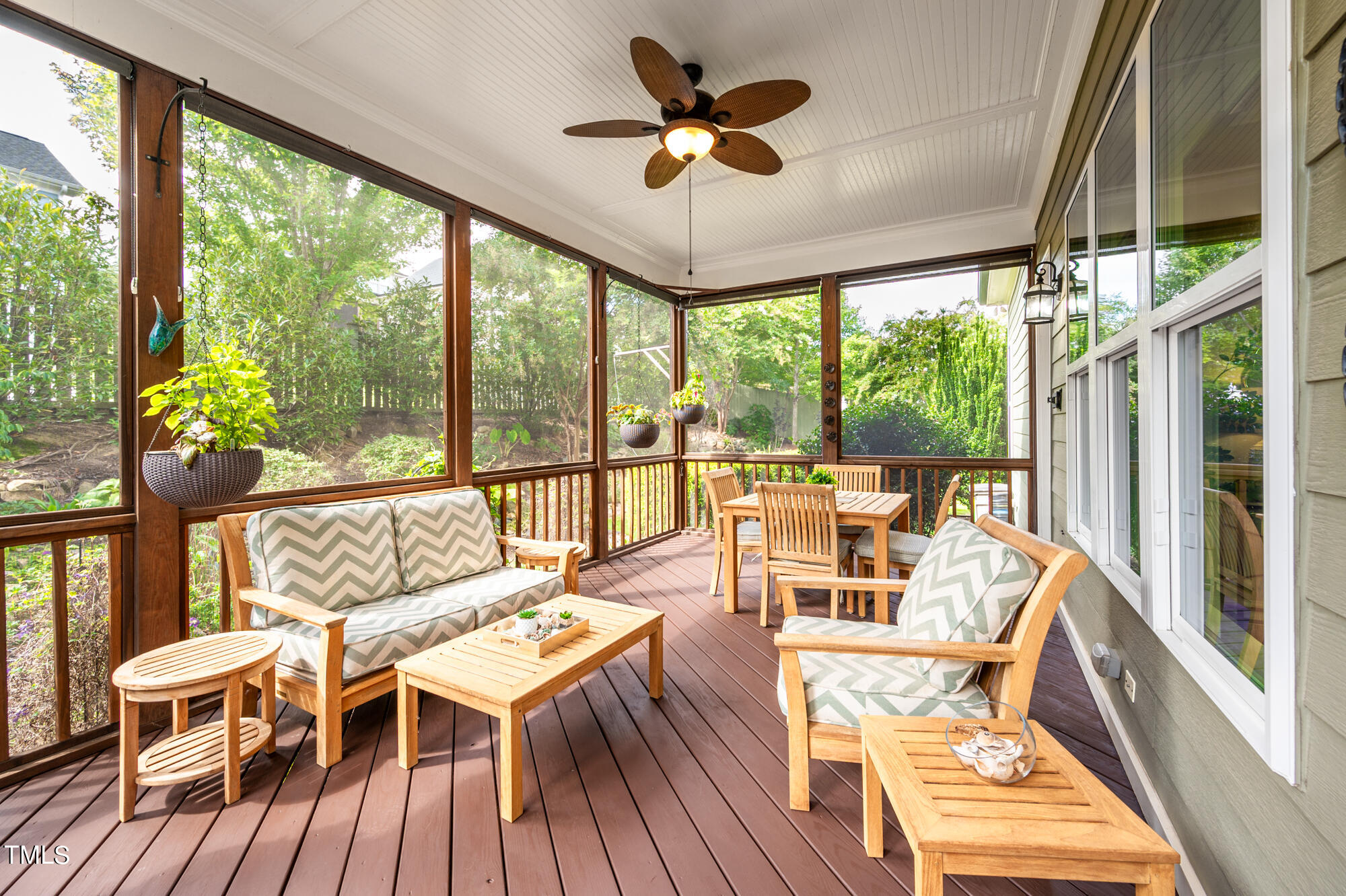 589 Bennett Mountain