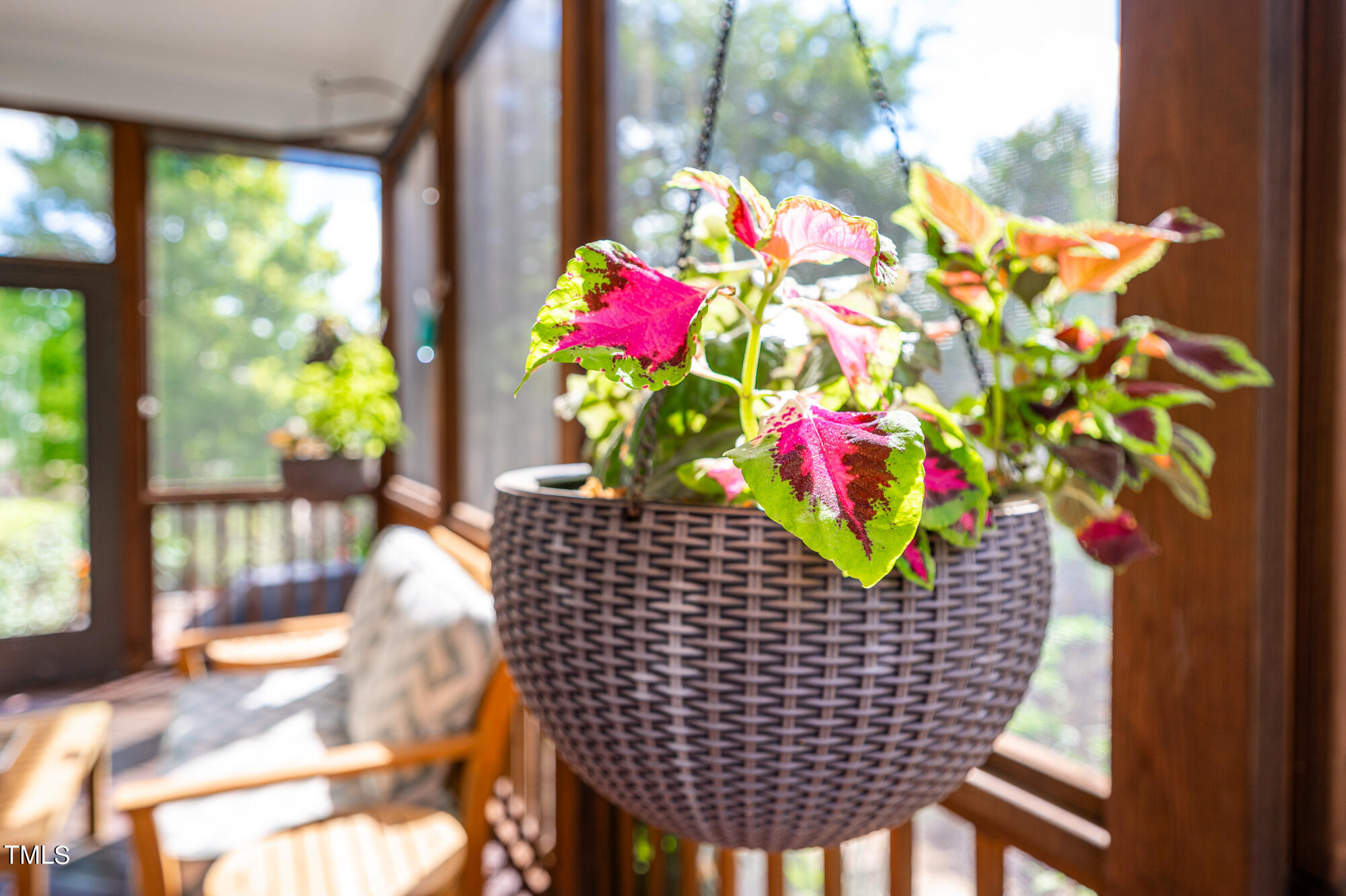 589 Bennett Mountain