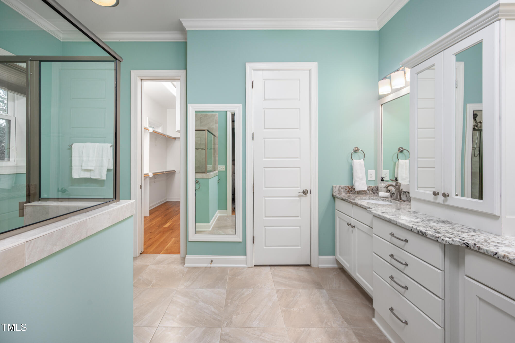 589 Bennett Mountain