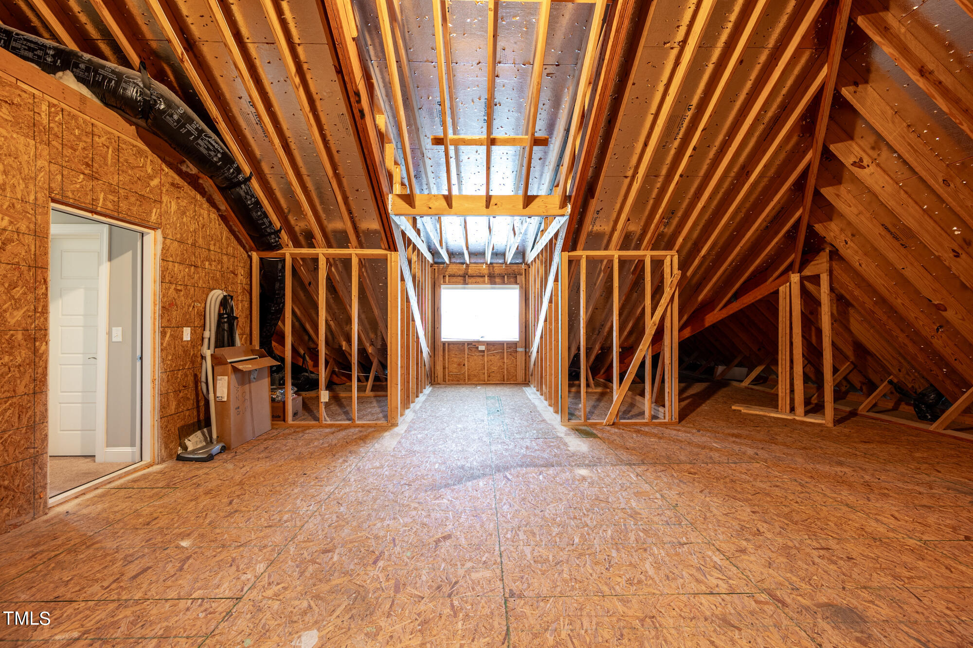 589 Bennett Mountain