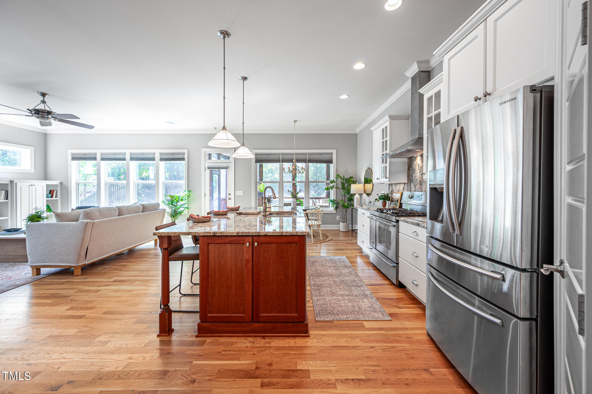 589 Bennett Mountain