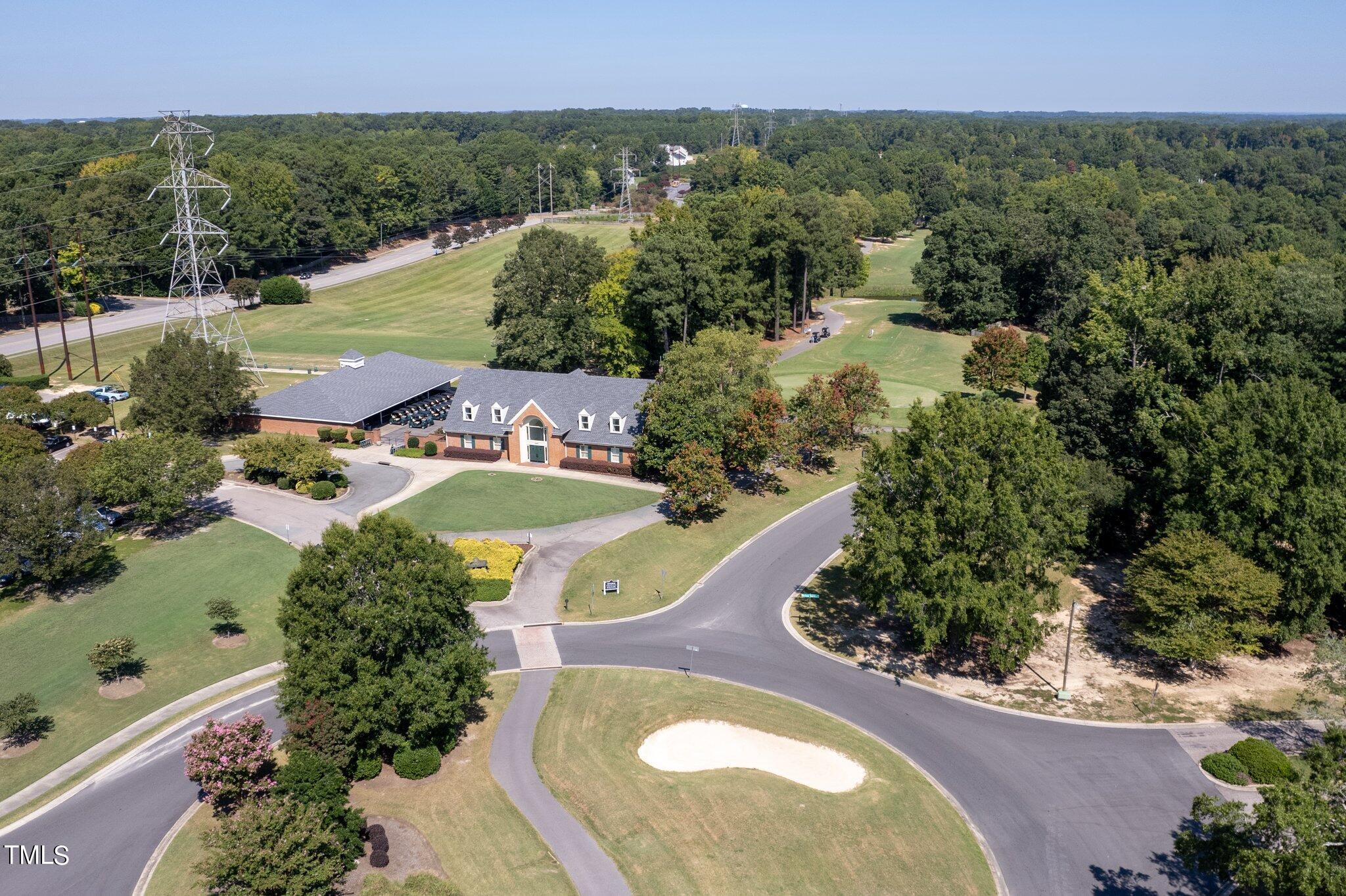 1905 Garden City Ct Court