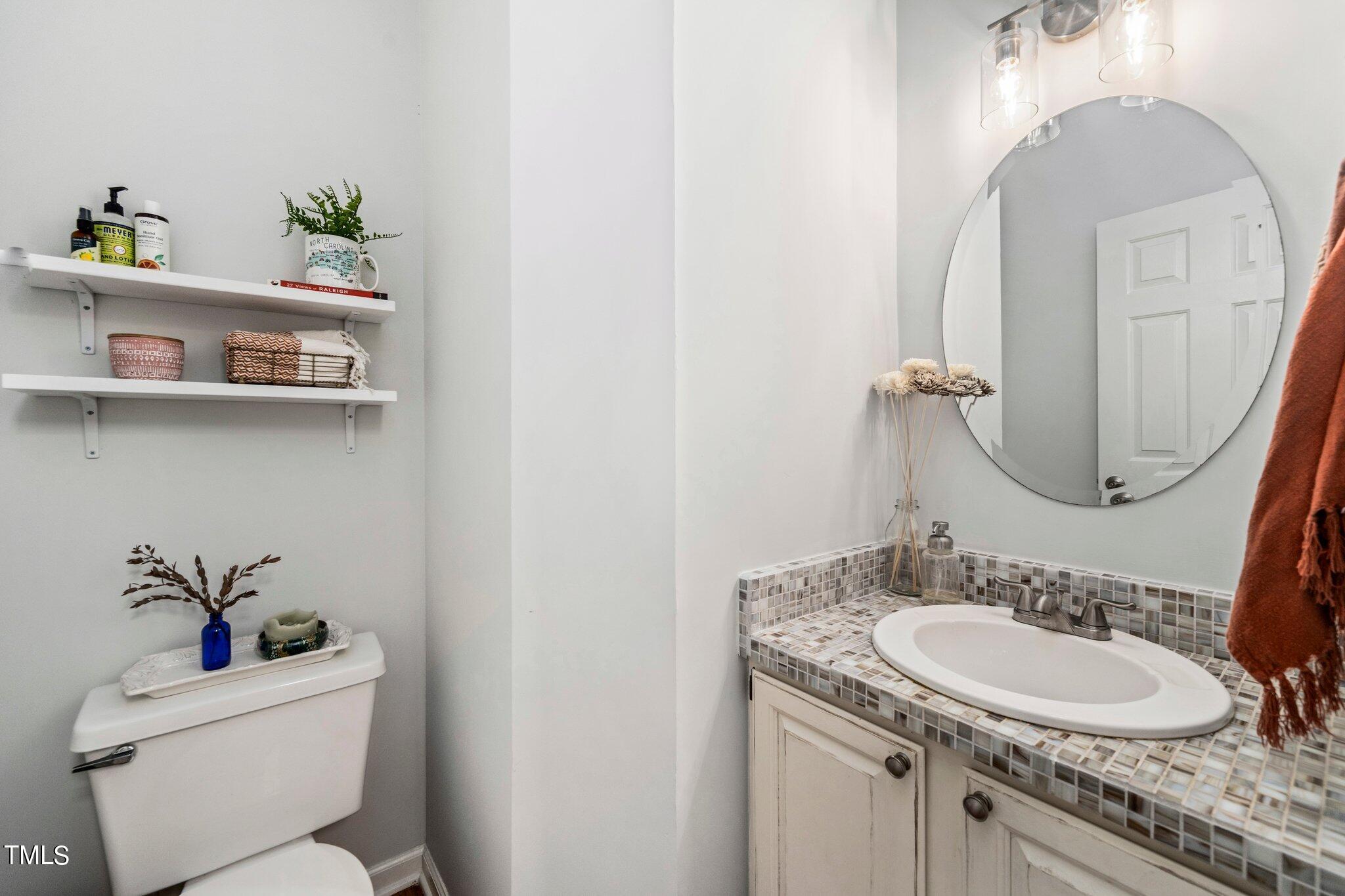 1905 Garden City Ct Court