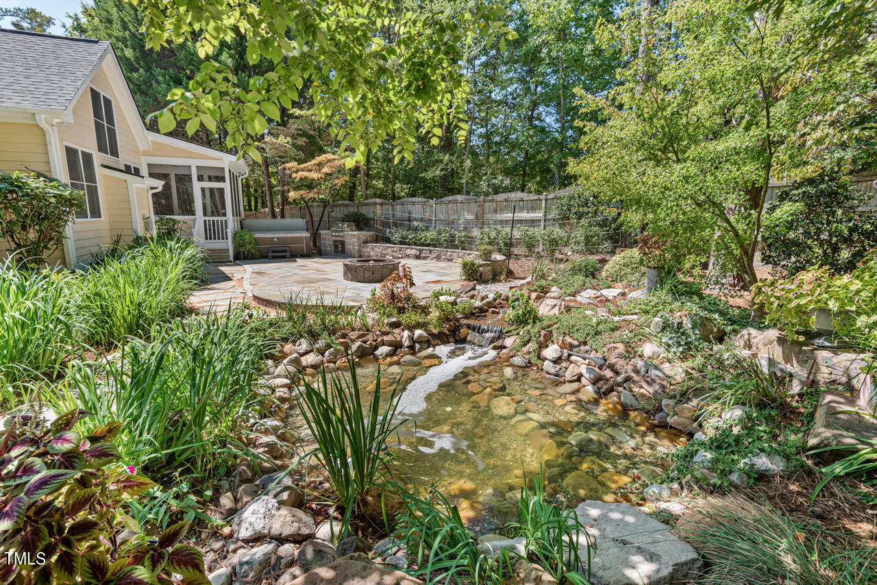 106 Blue Granite Court