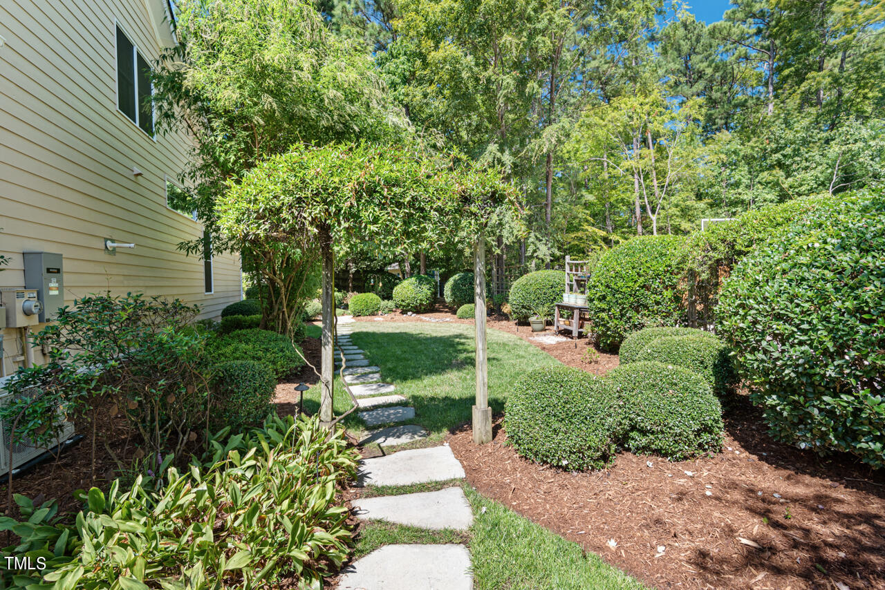 106 Blue Granite Court
