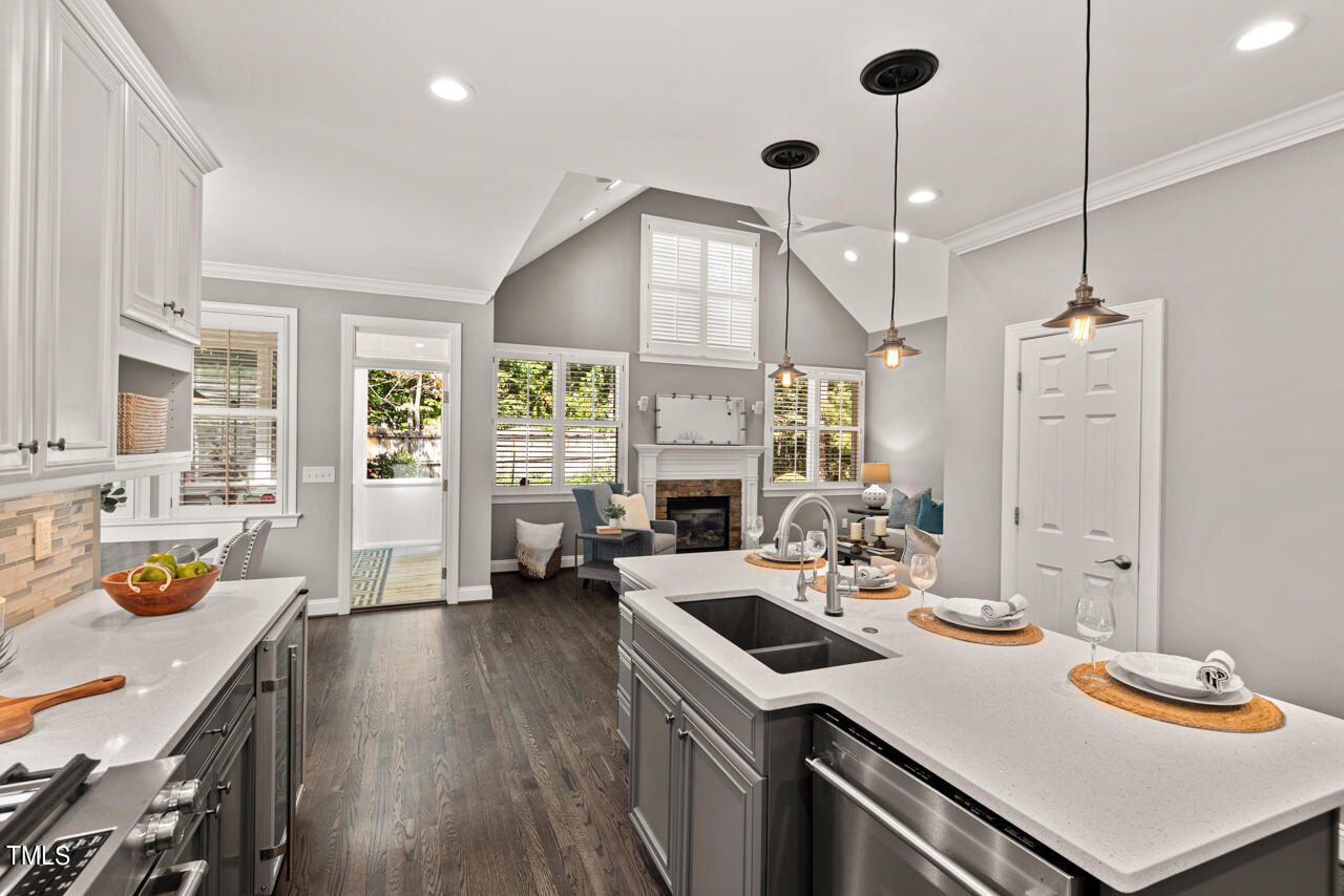106 Blue Granite Court