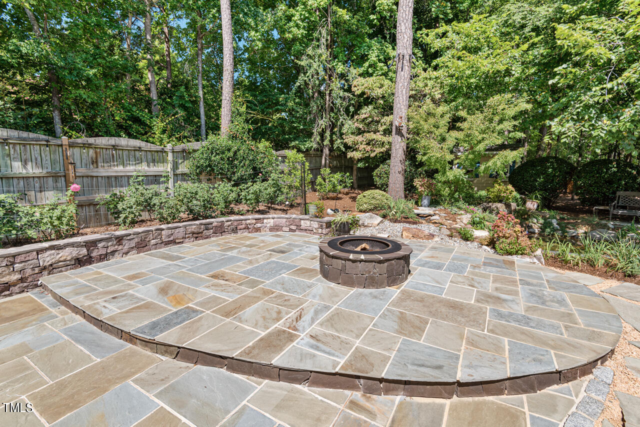 106 Blue Granite Court