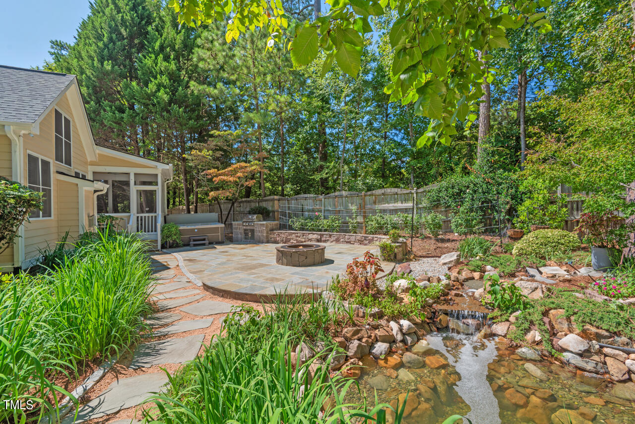 106 Blue Granite Court