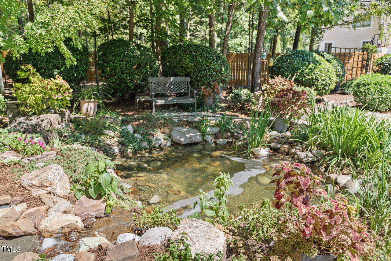 106 Blue Granite Court