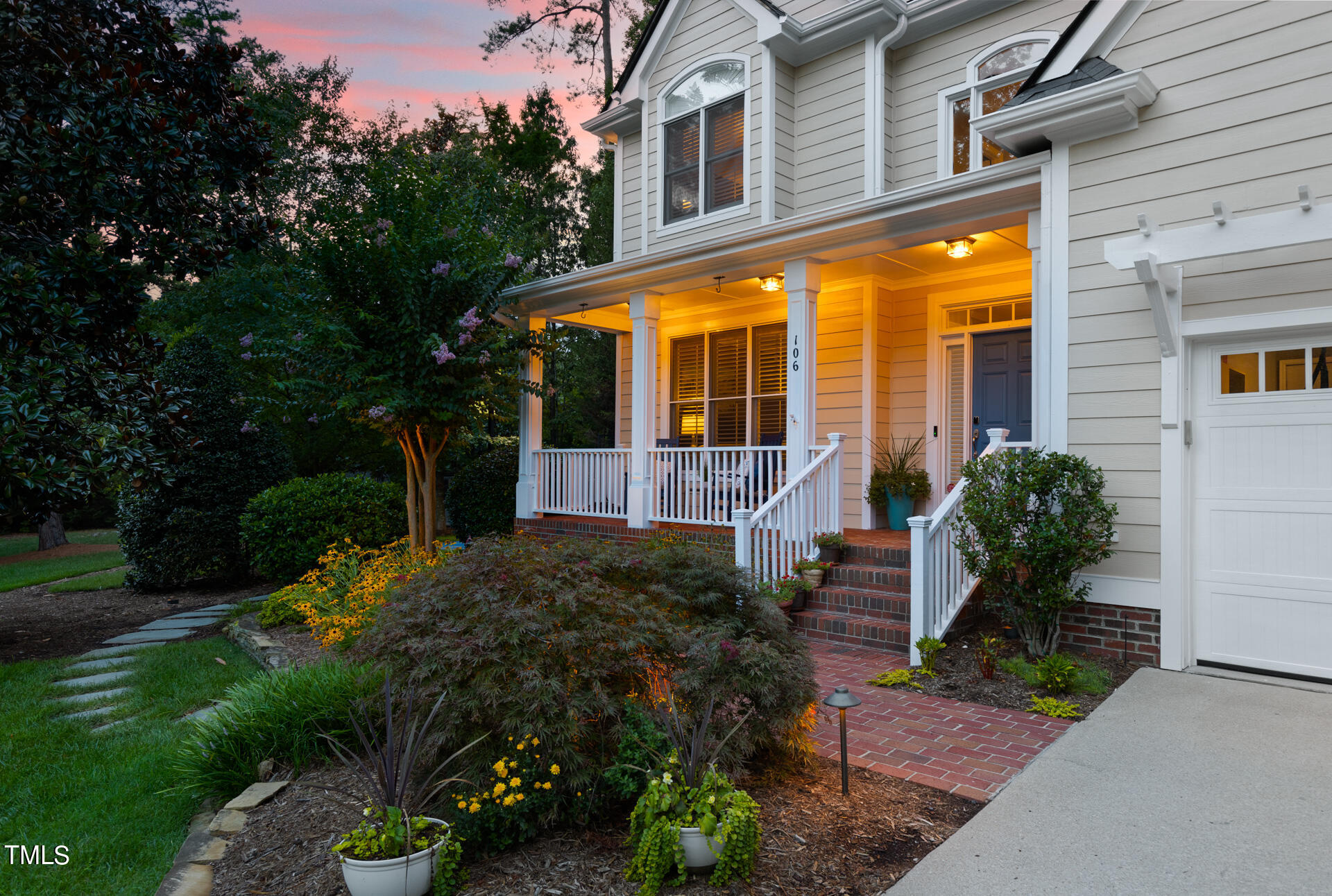 106 Blue Granite Court