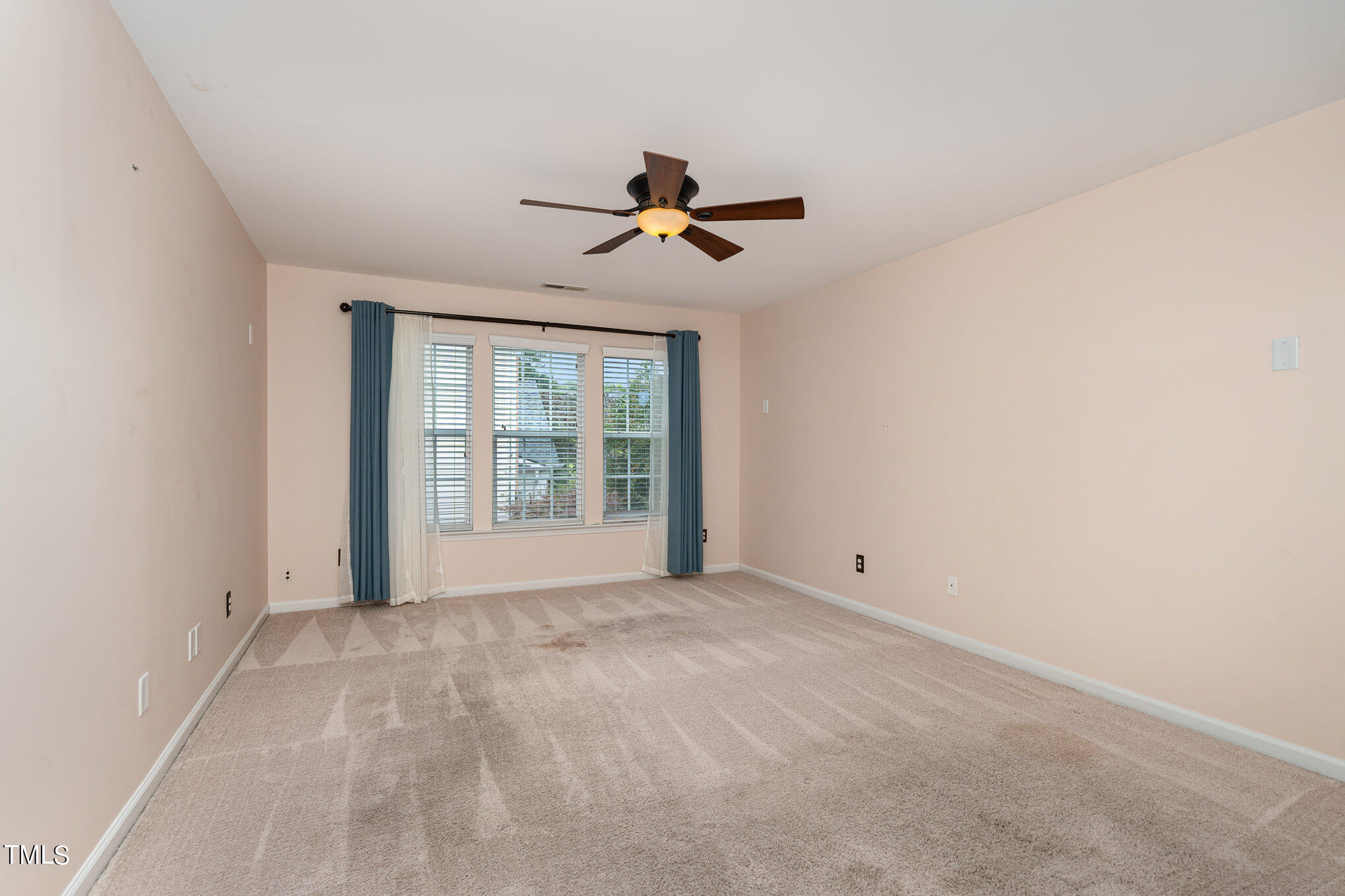 5454 Shaker Heights Lane