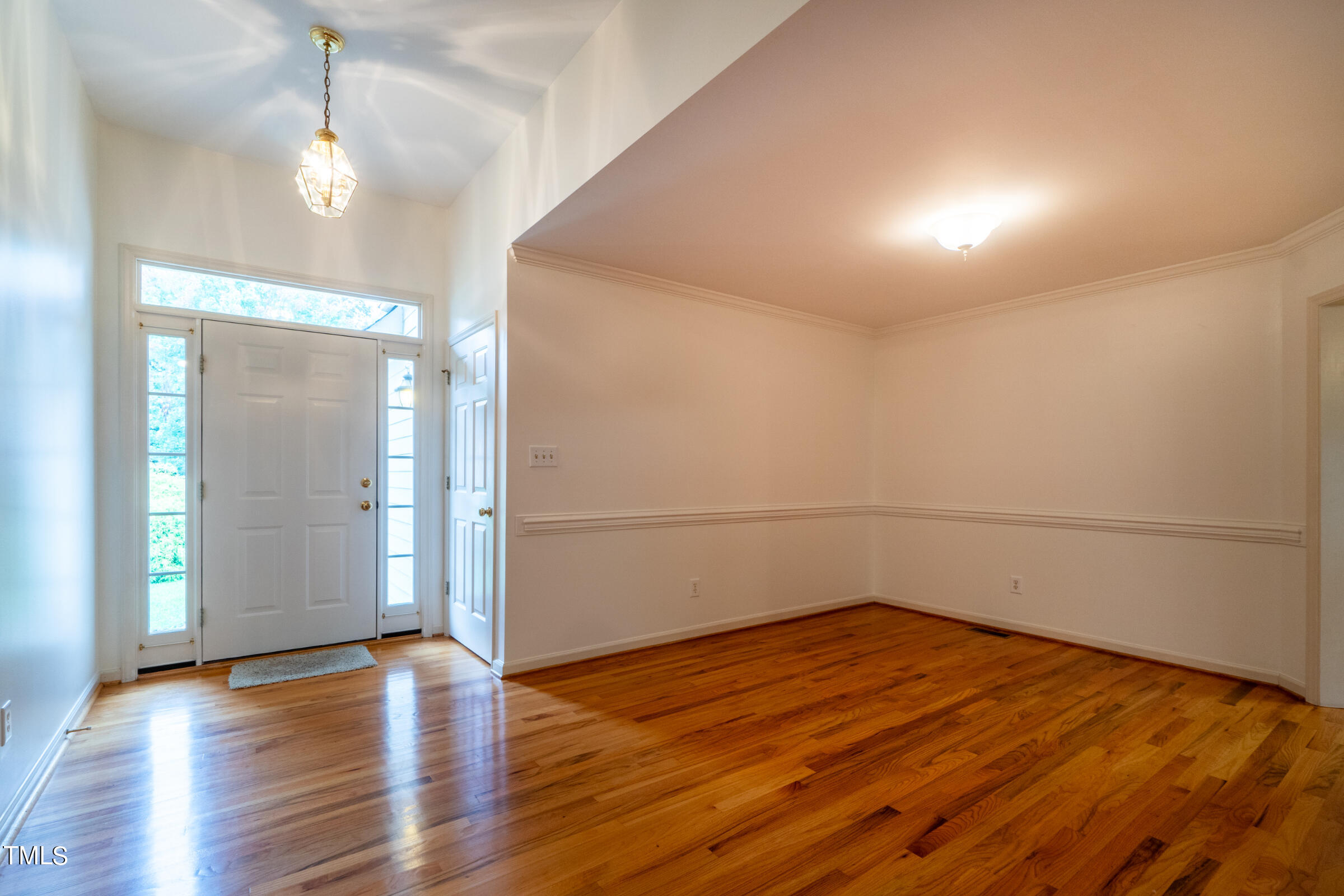 2 Summer Ridge Court