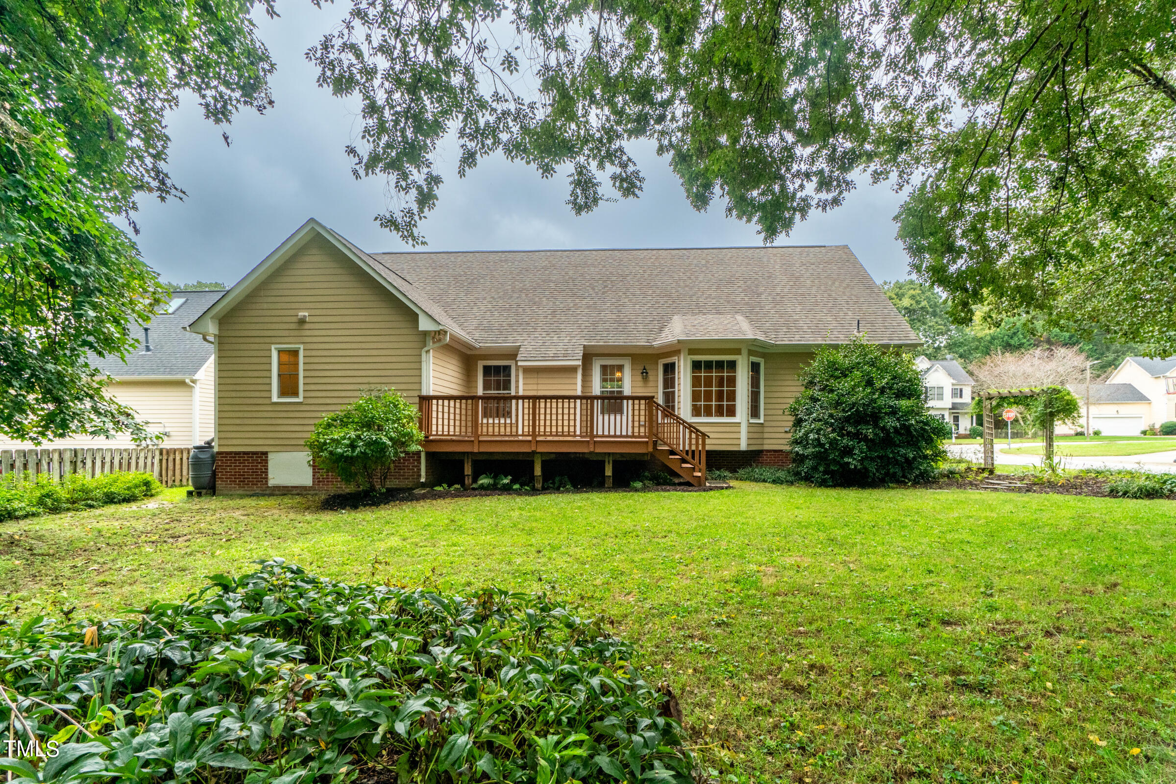 2 Summer Ridge Court